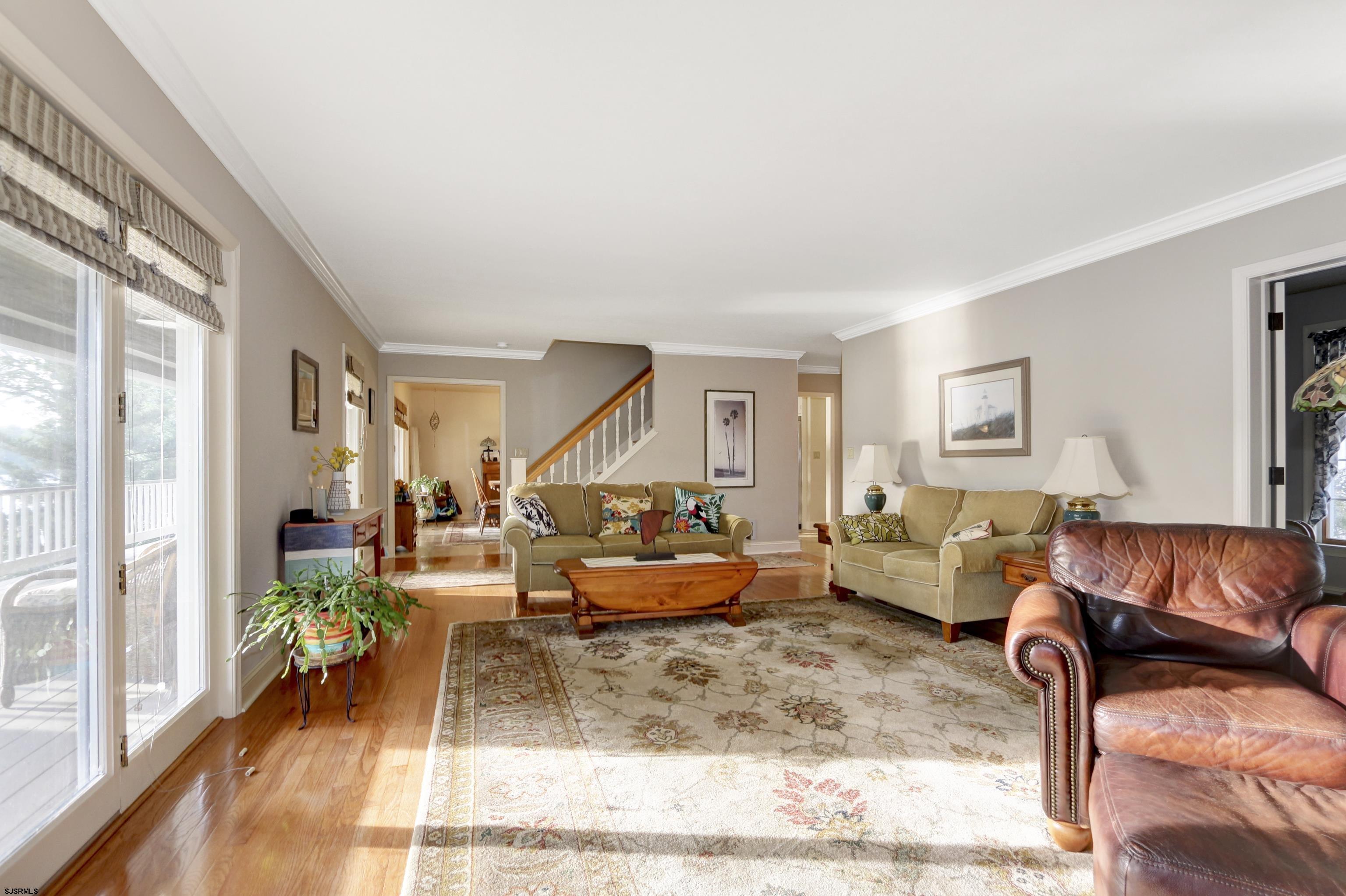 6558 Lake Dr