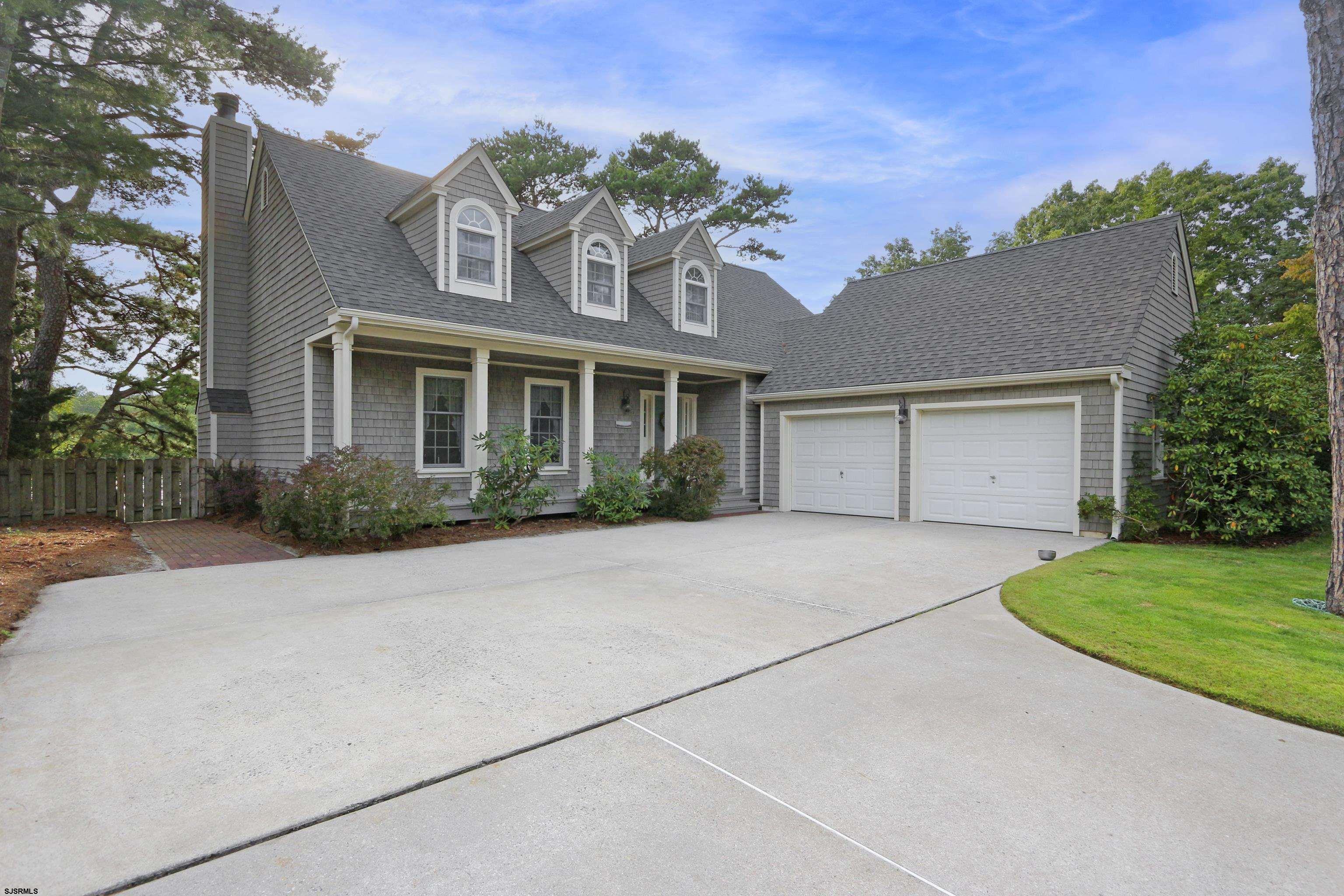 6558 Lake Dr