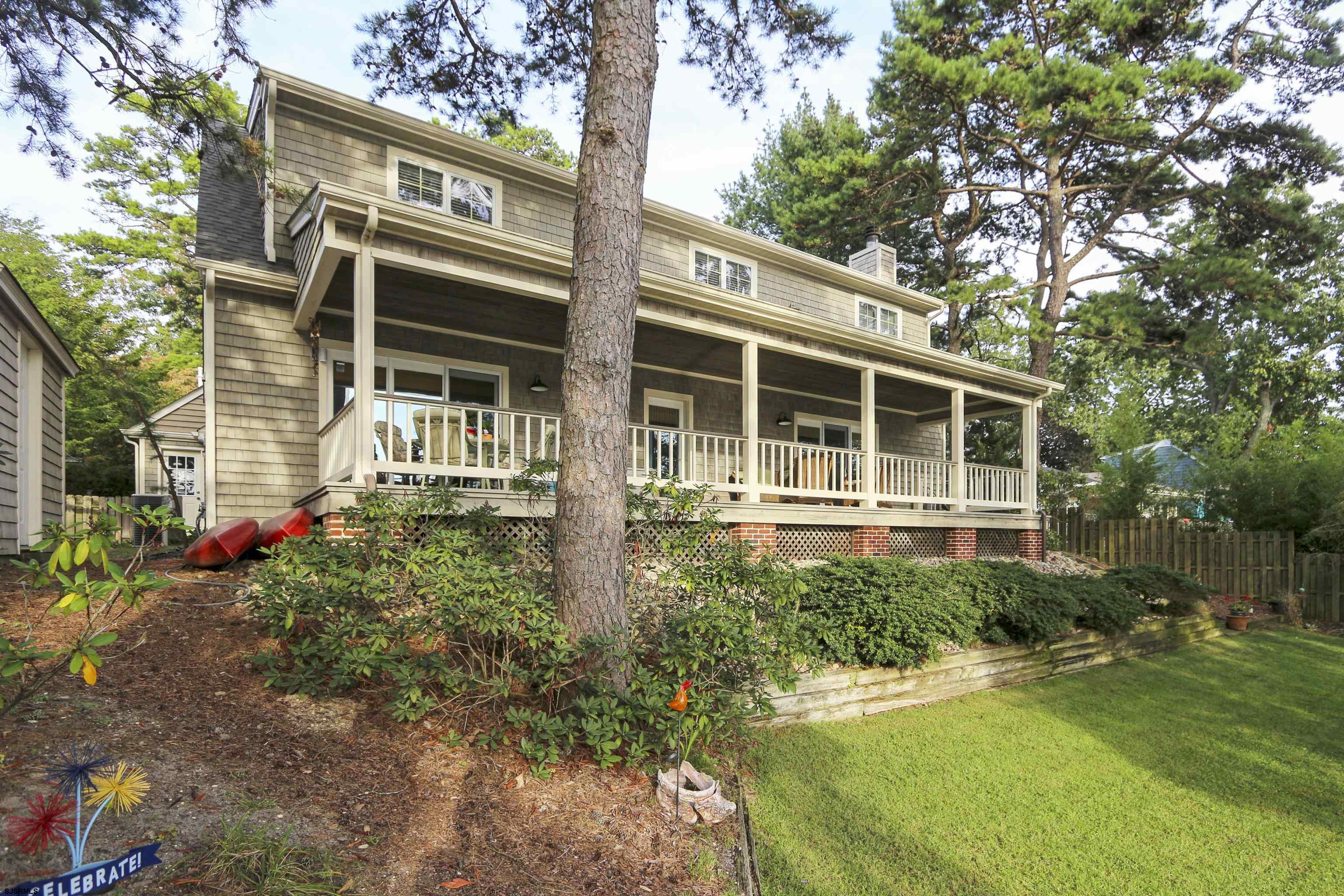 6558 Lake Dr