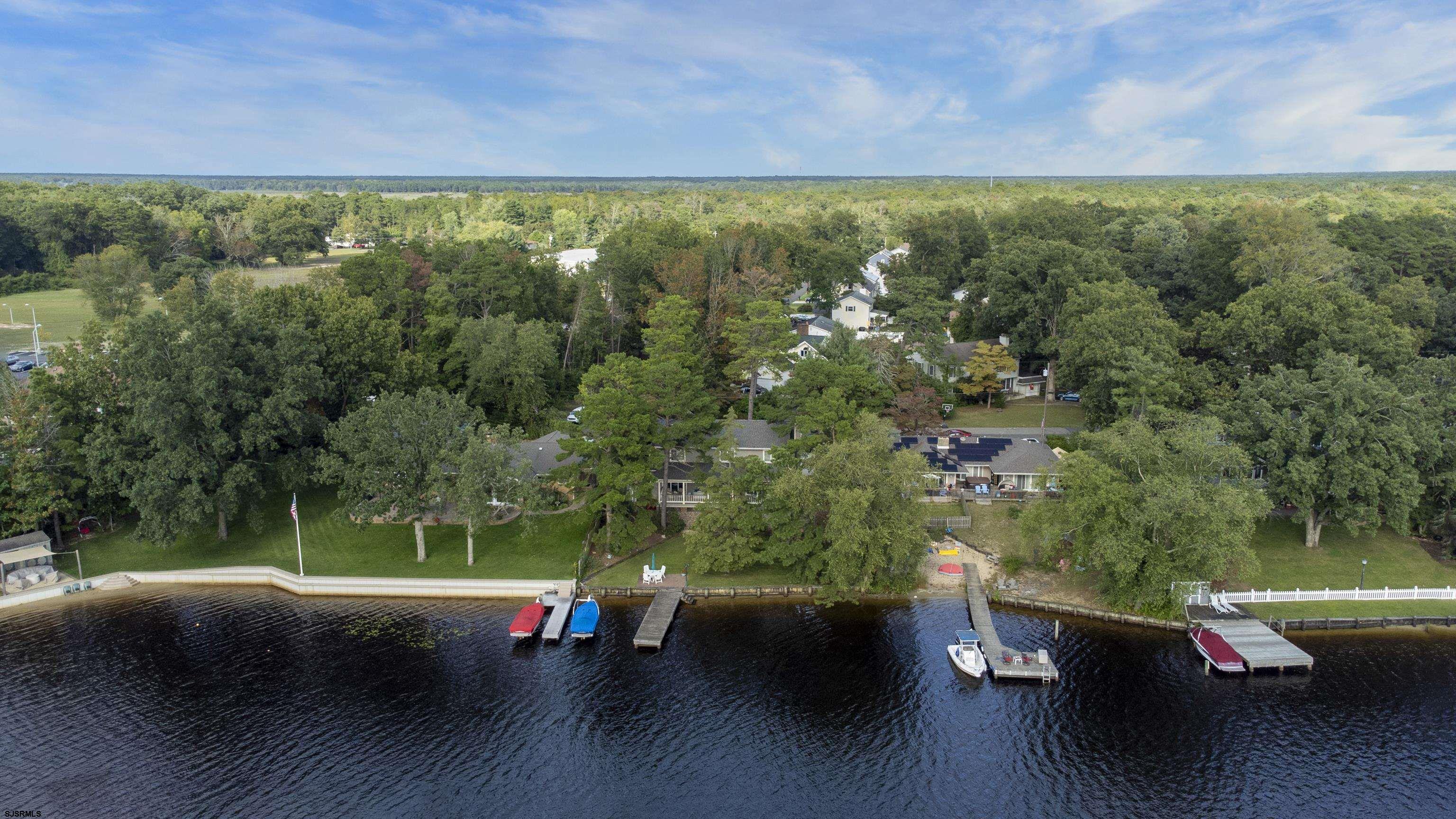 6558 Lake Dr