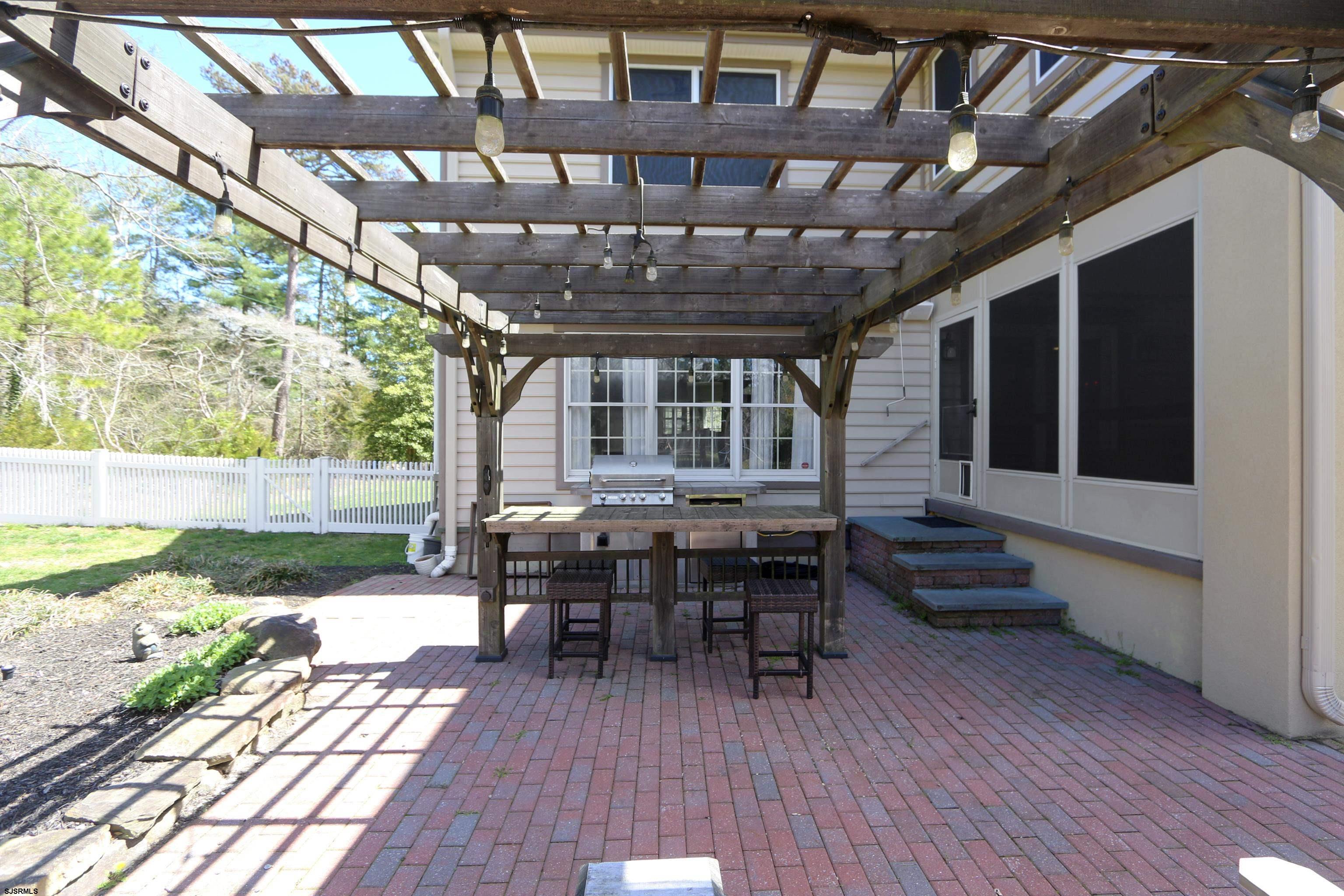 1322 Shore Road