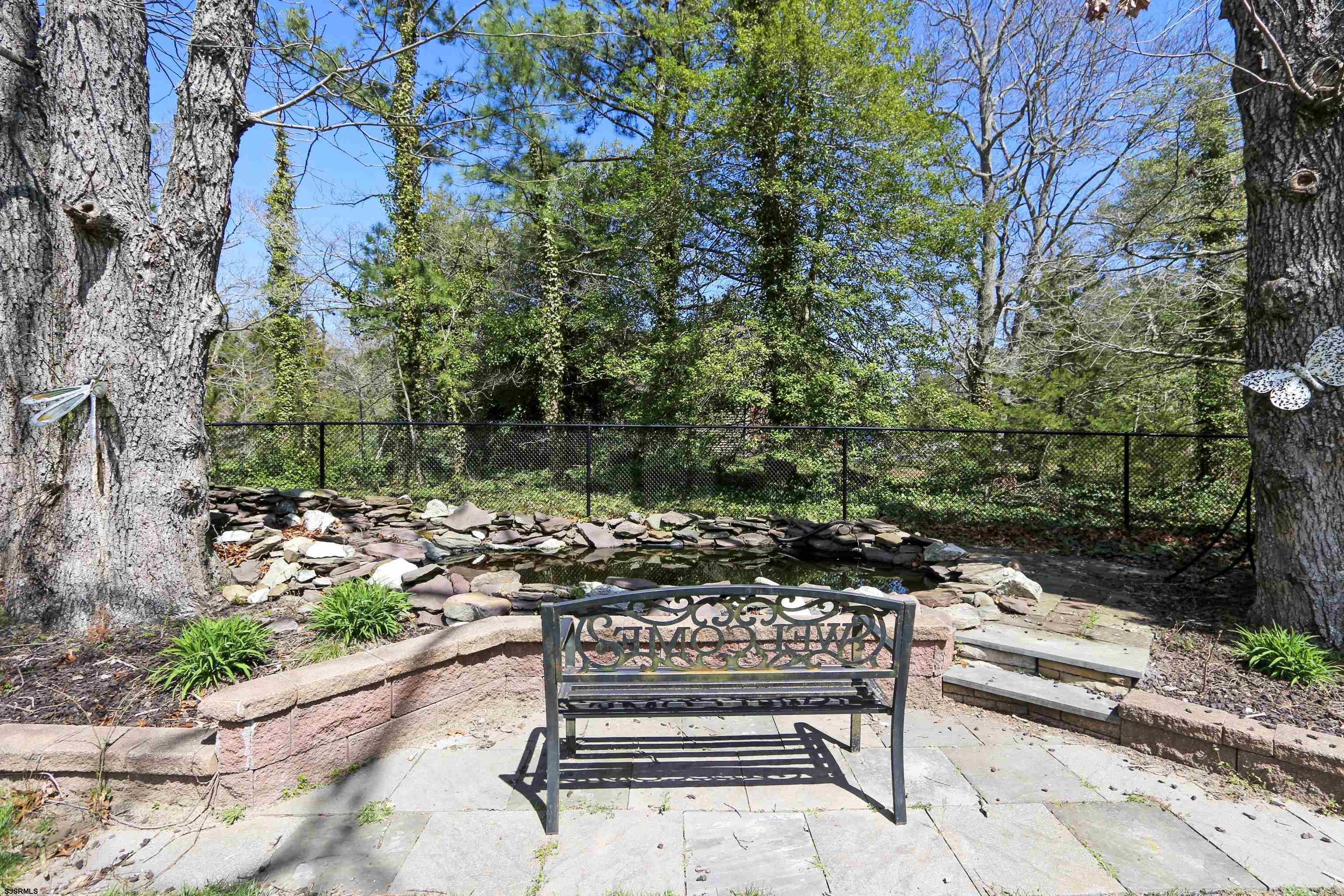 1322 Shore Road