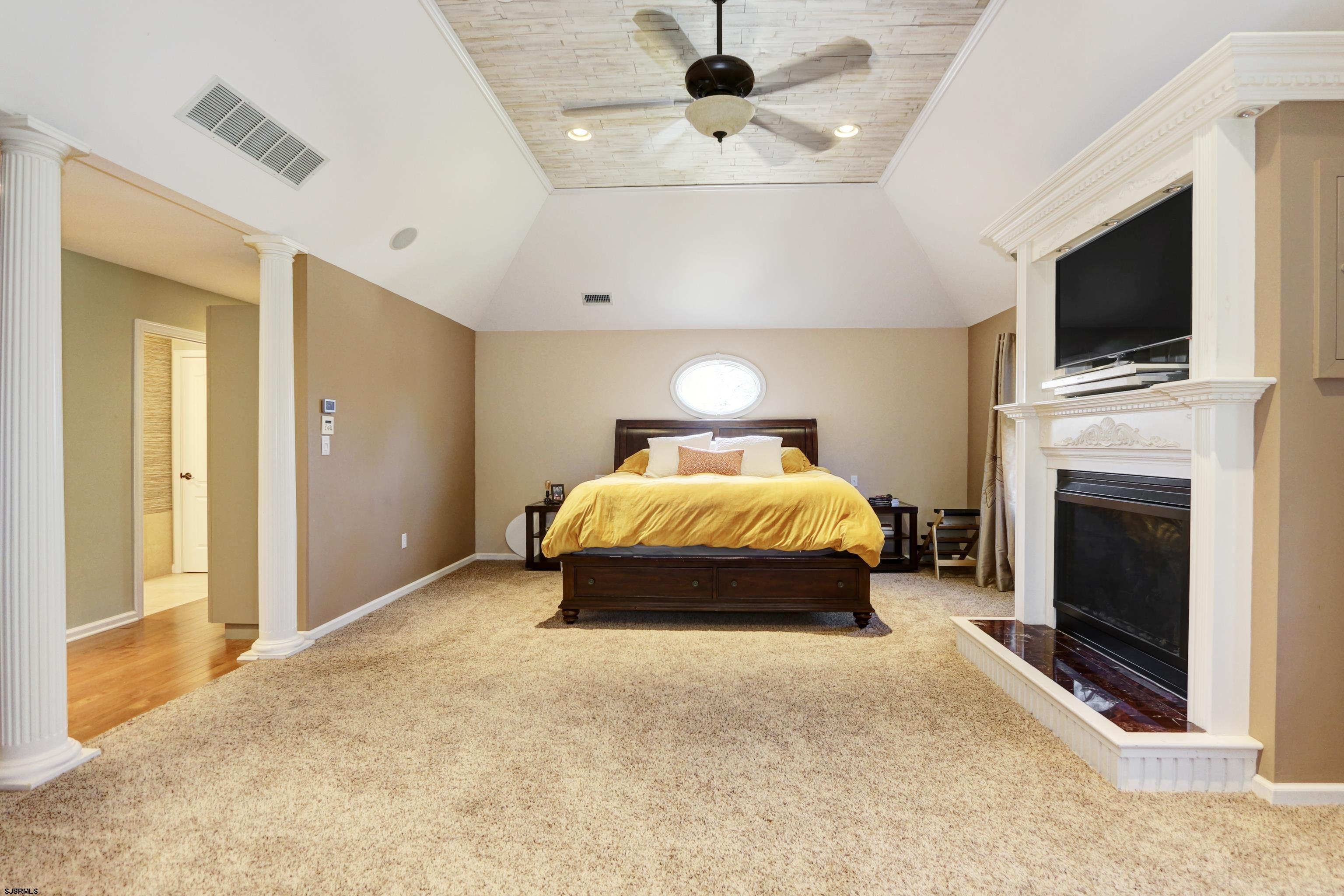 1322 Shore Road