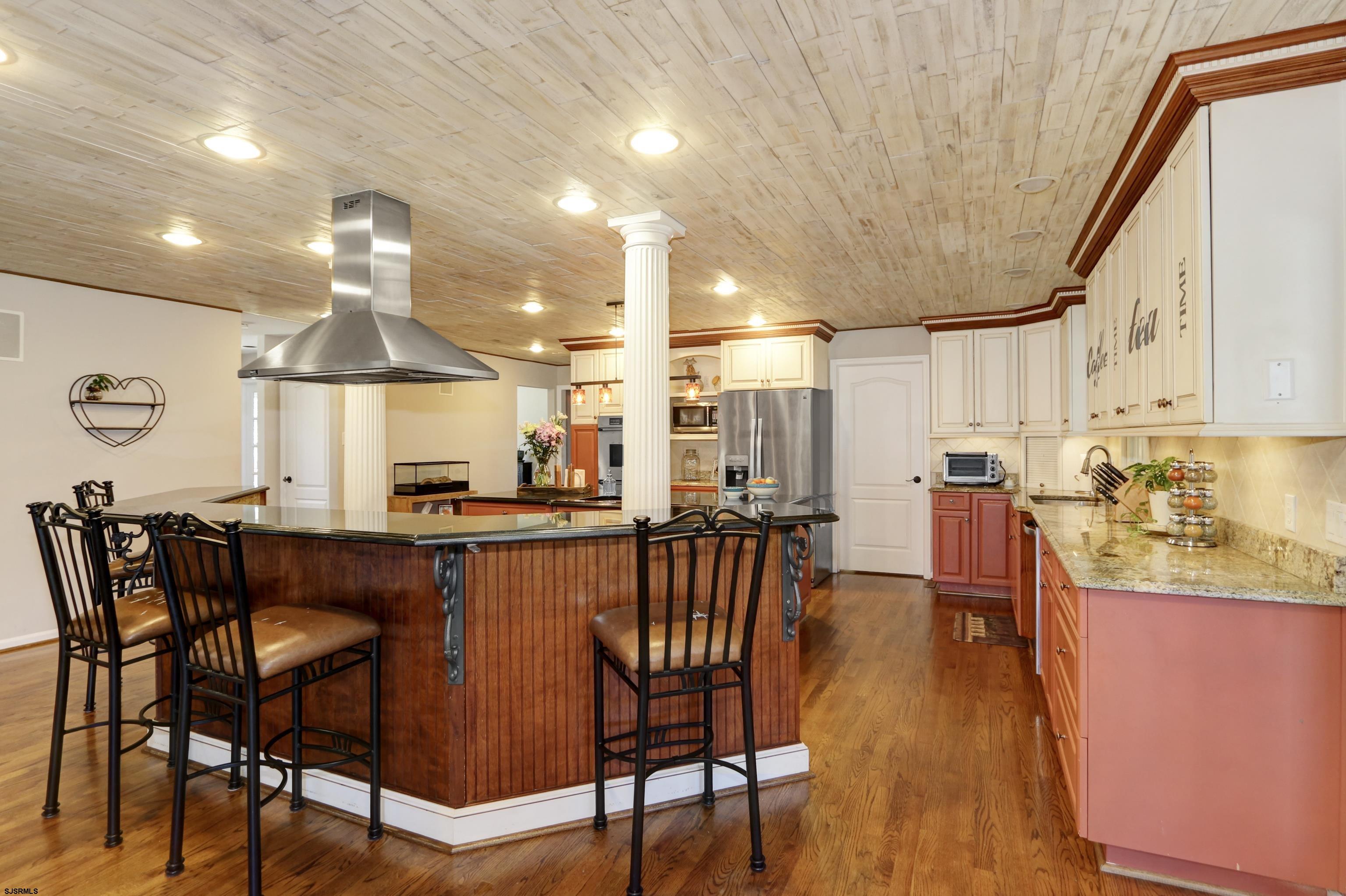 1322 Shore Road