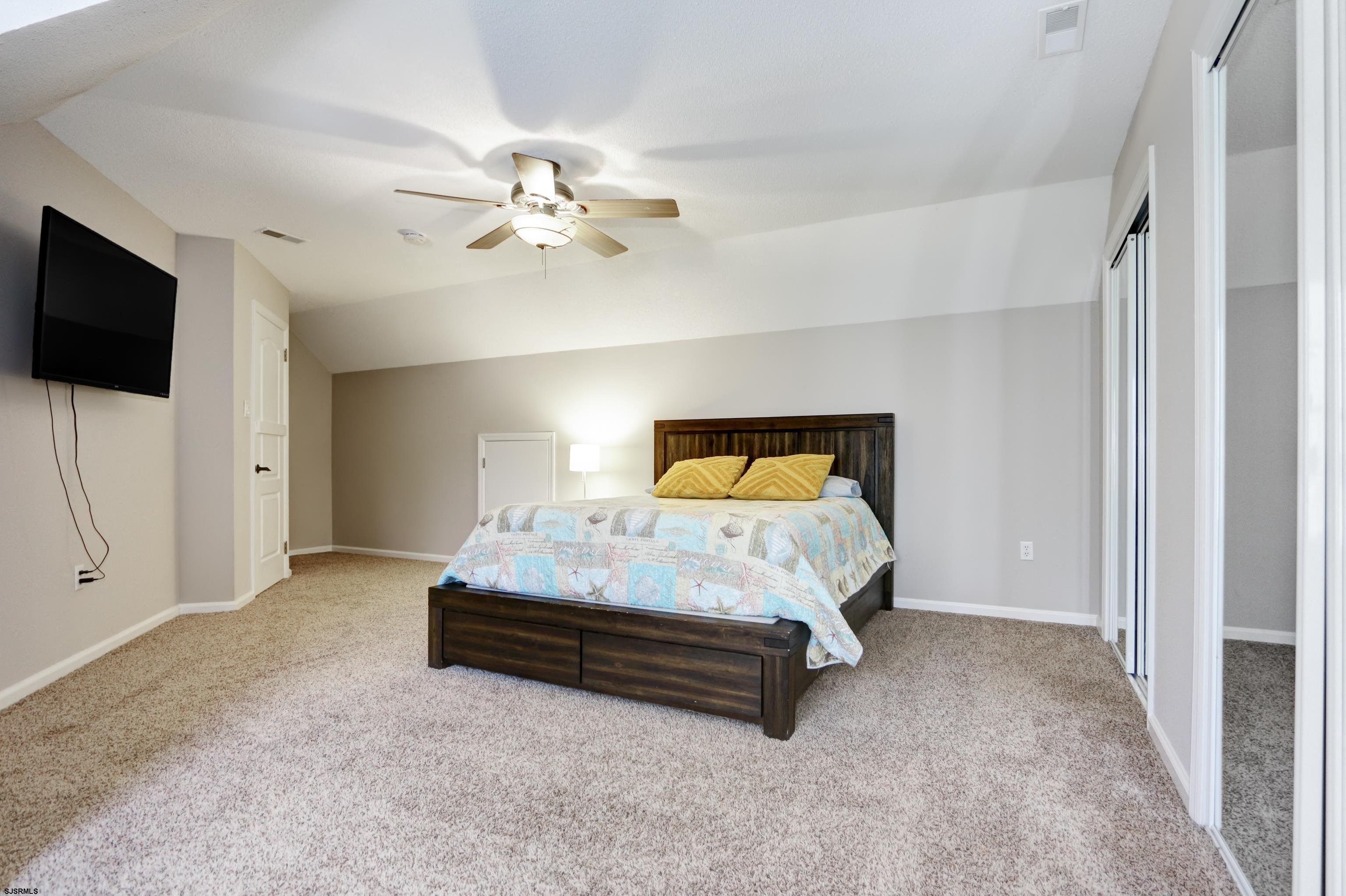 1322 Shore Road