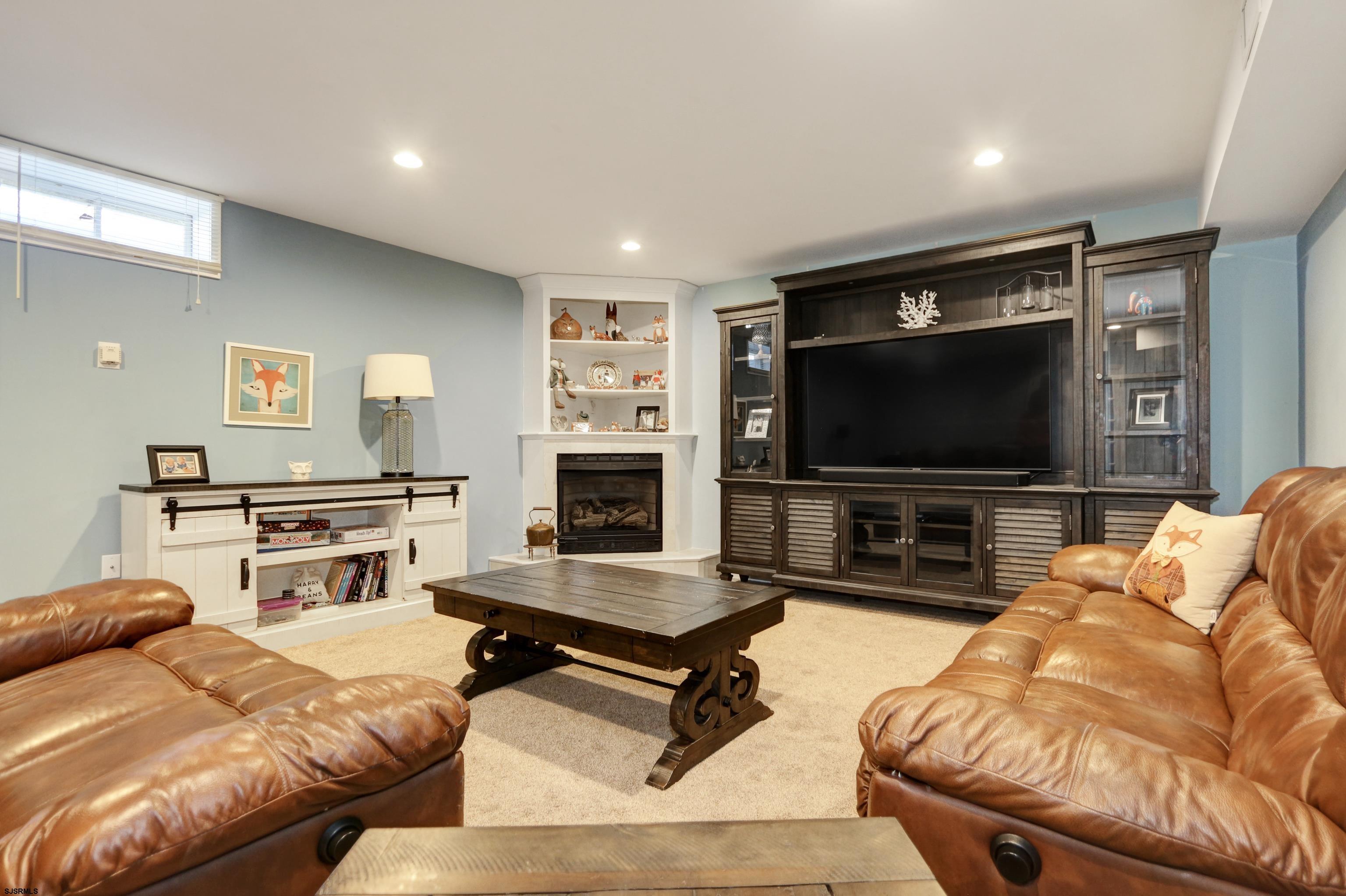 1322 Shore Road