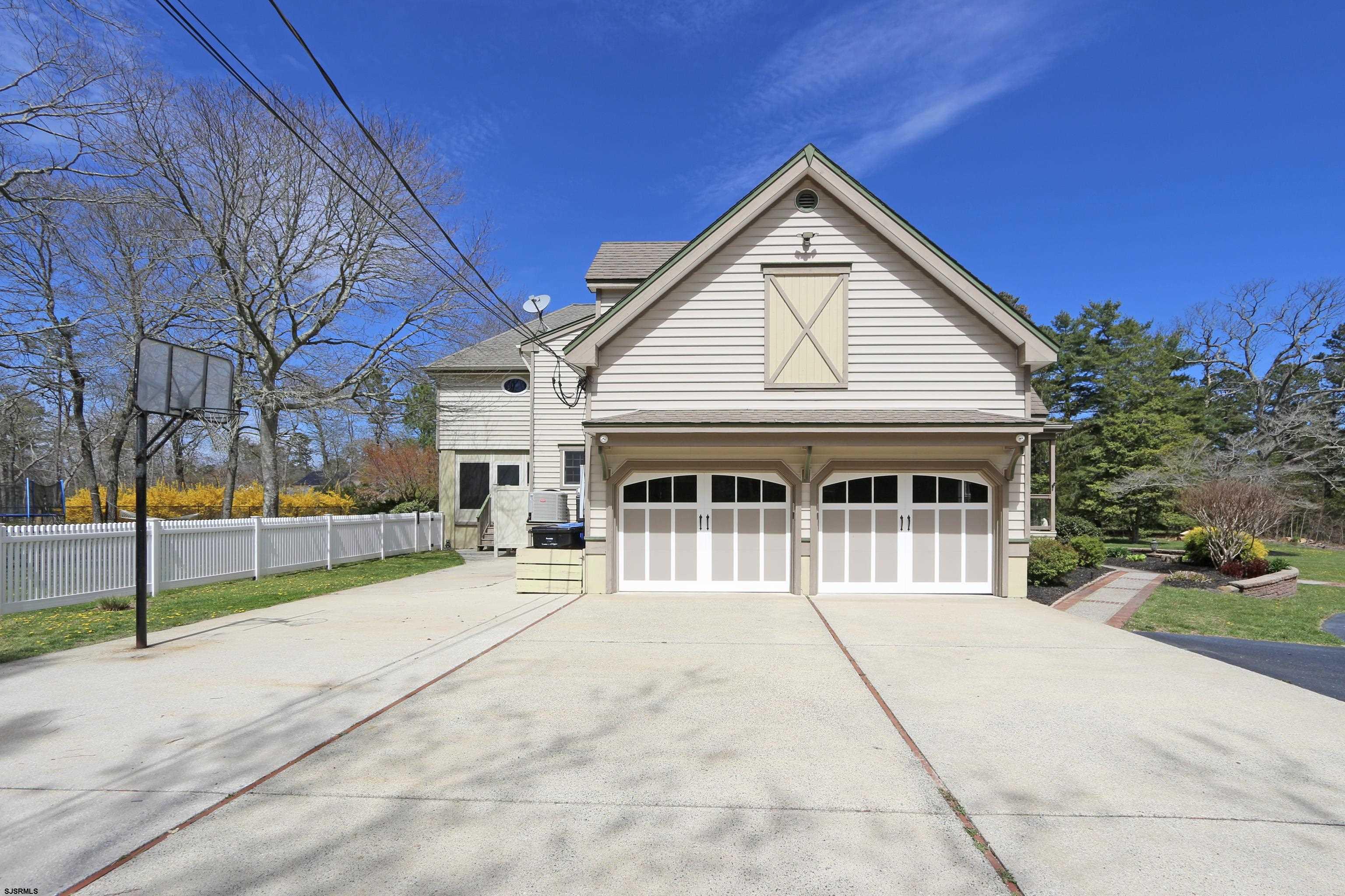 1322 Shore Road