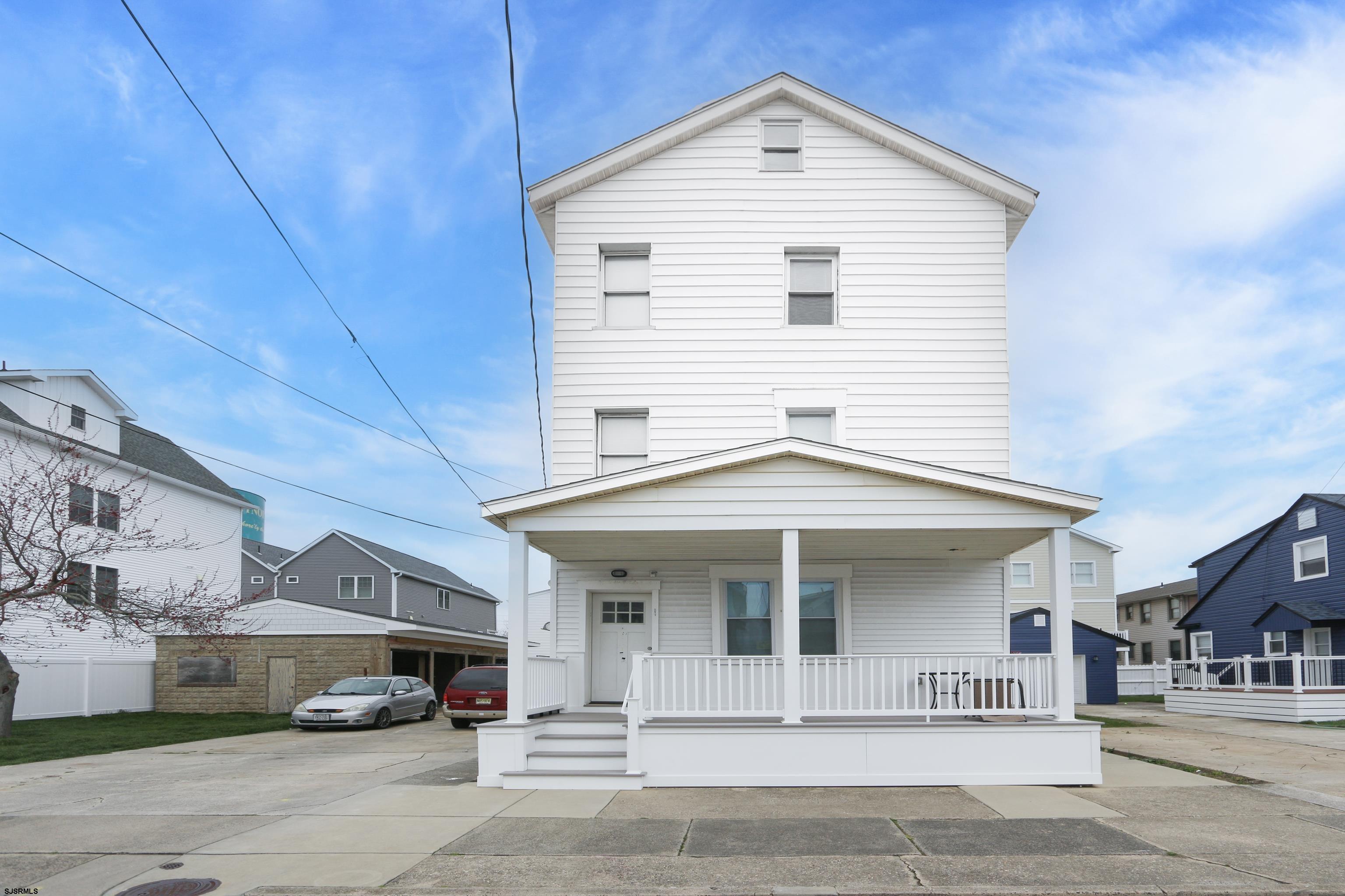 211 N Suffolk Ave