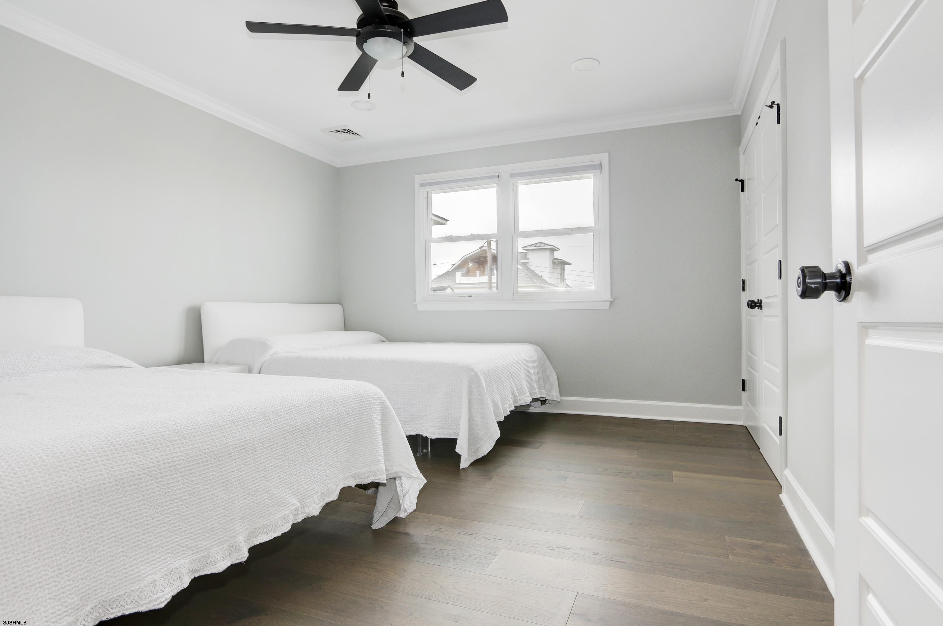 9606 Monmouth Ave Unit: 2