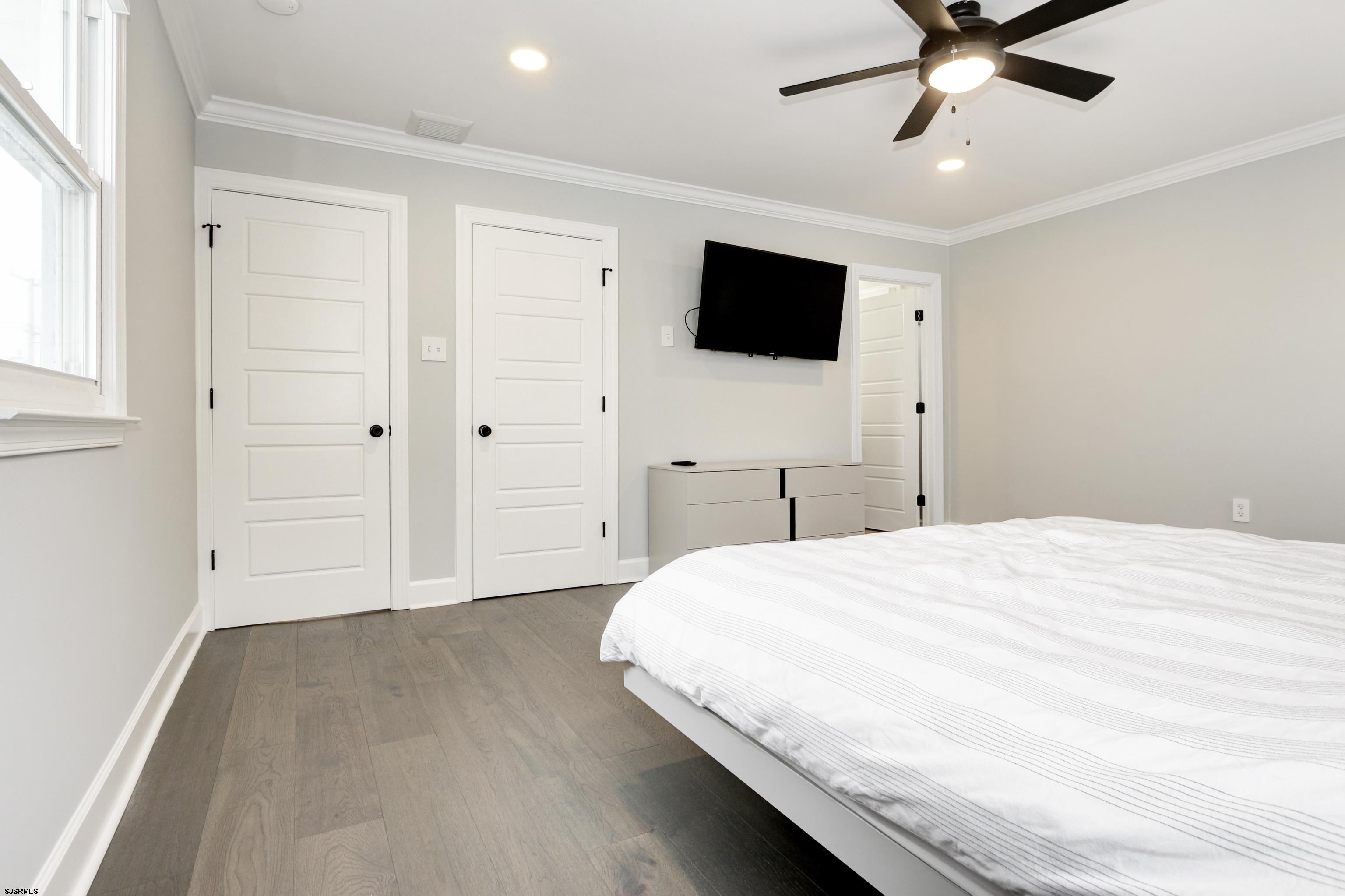 9606 Monmouth Ave Unit: 2