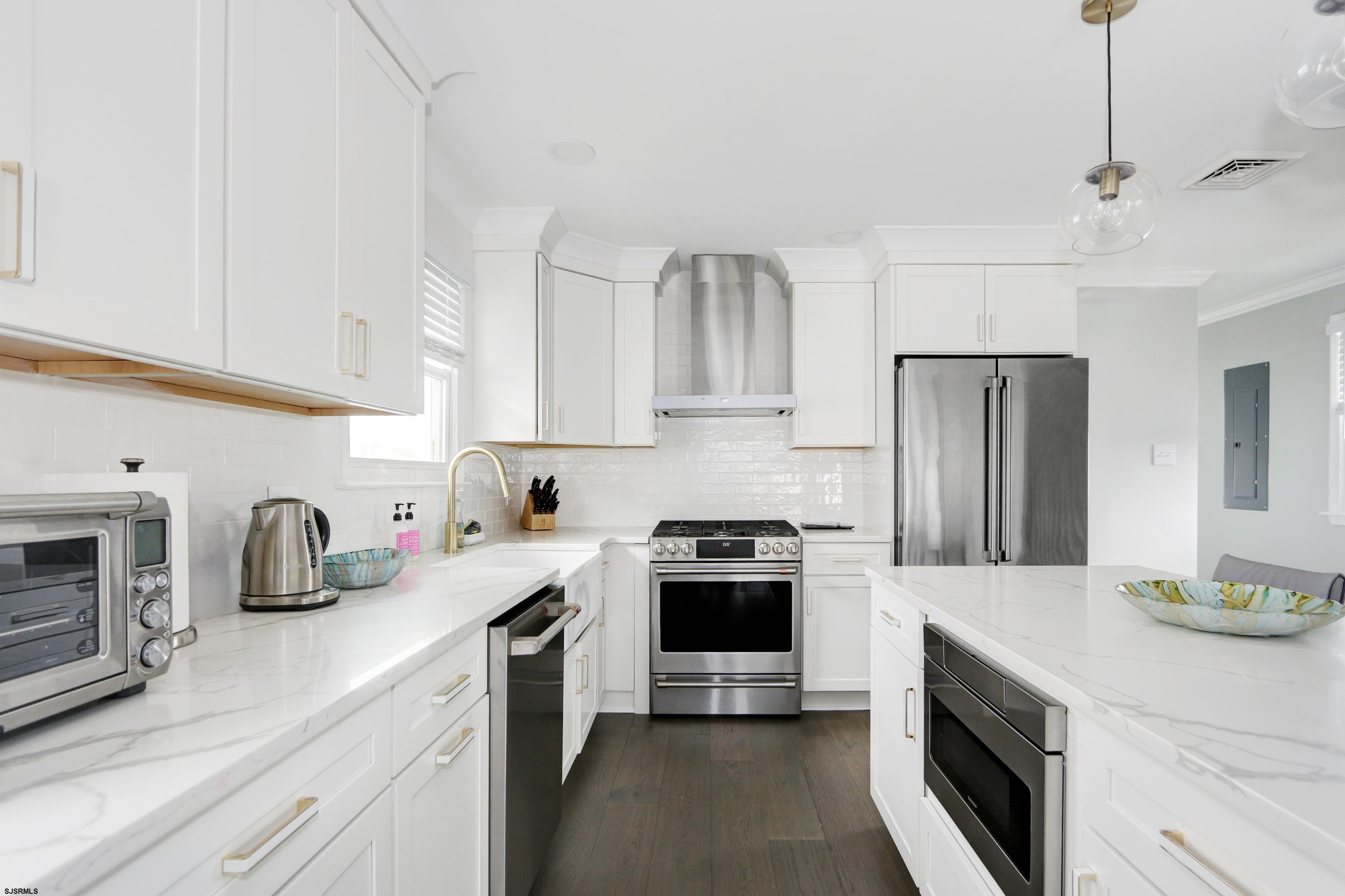 9606 Monmouth Ave Unit: 2