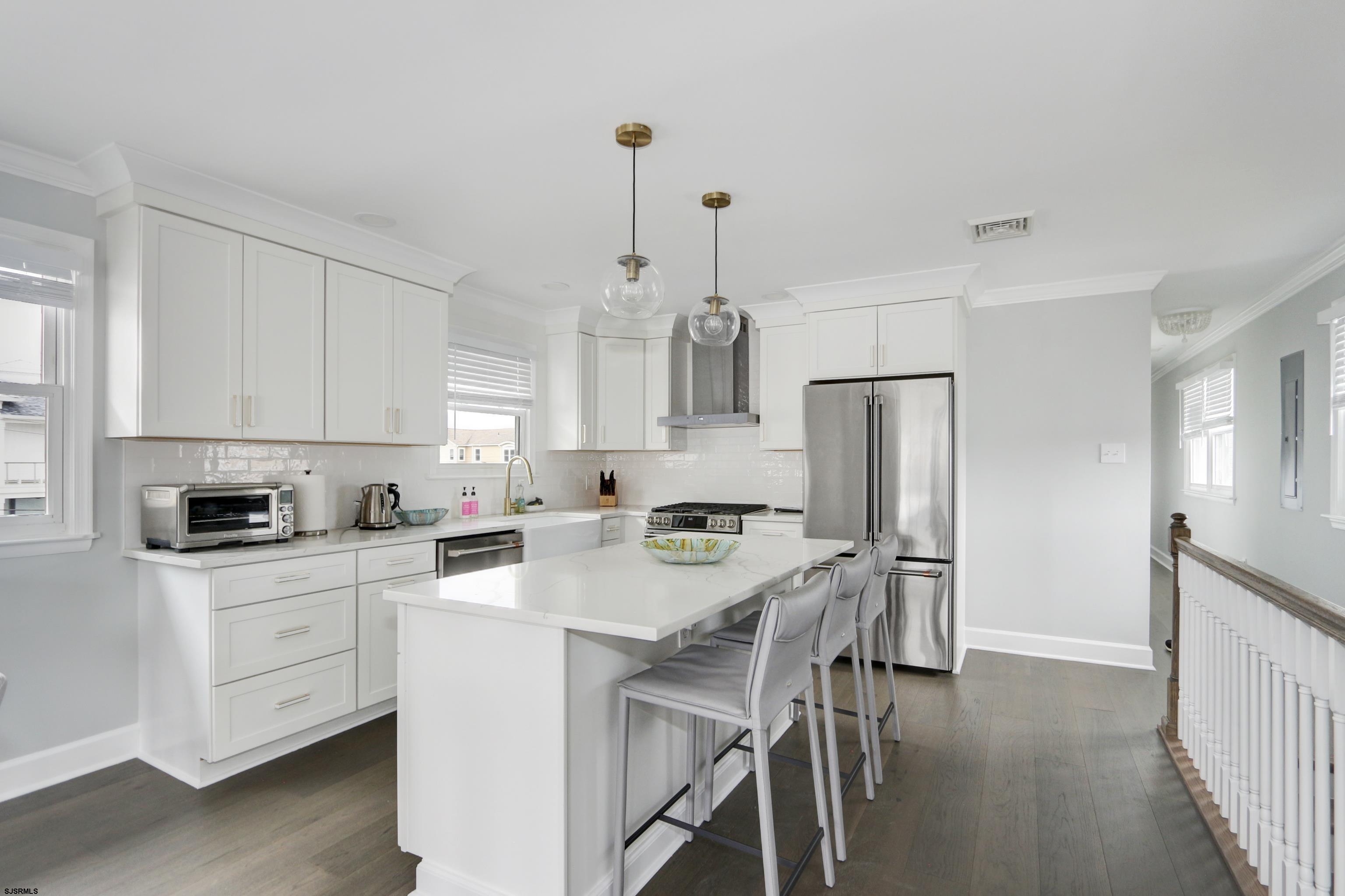 9606 Monmouth Ave Unit: 2