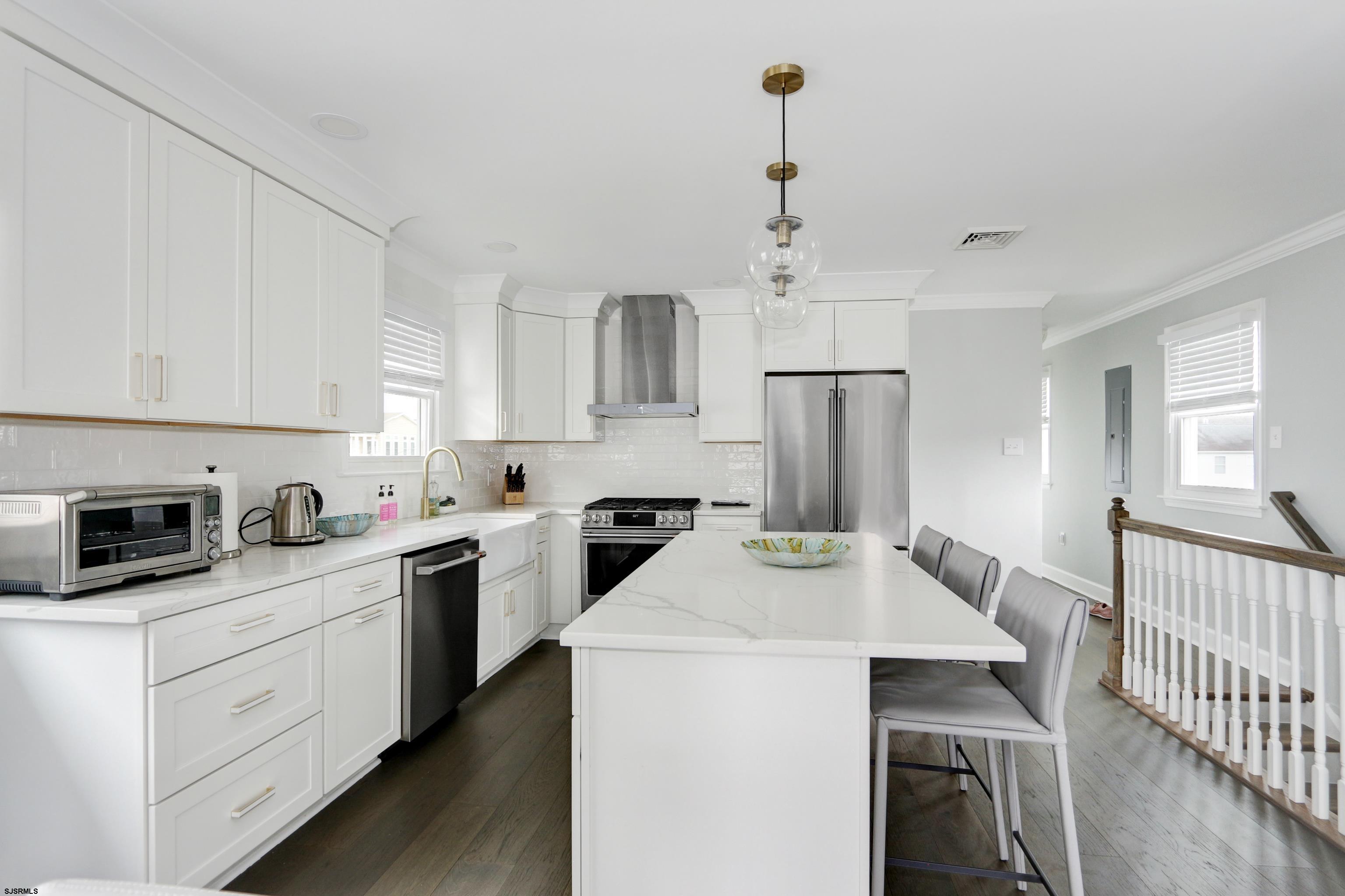 9606 Monmouth Ave Unit: 2