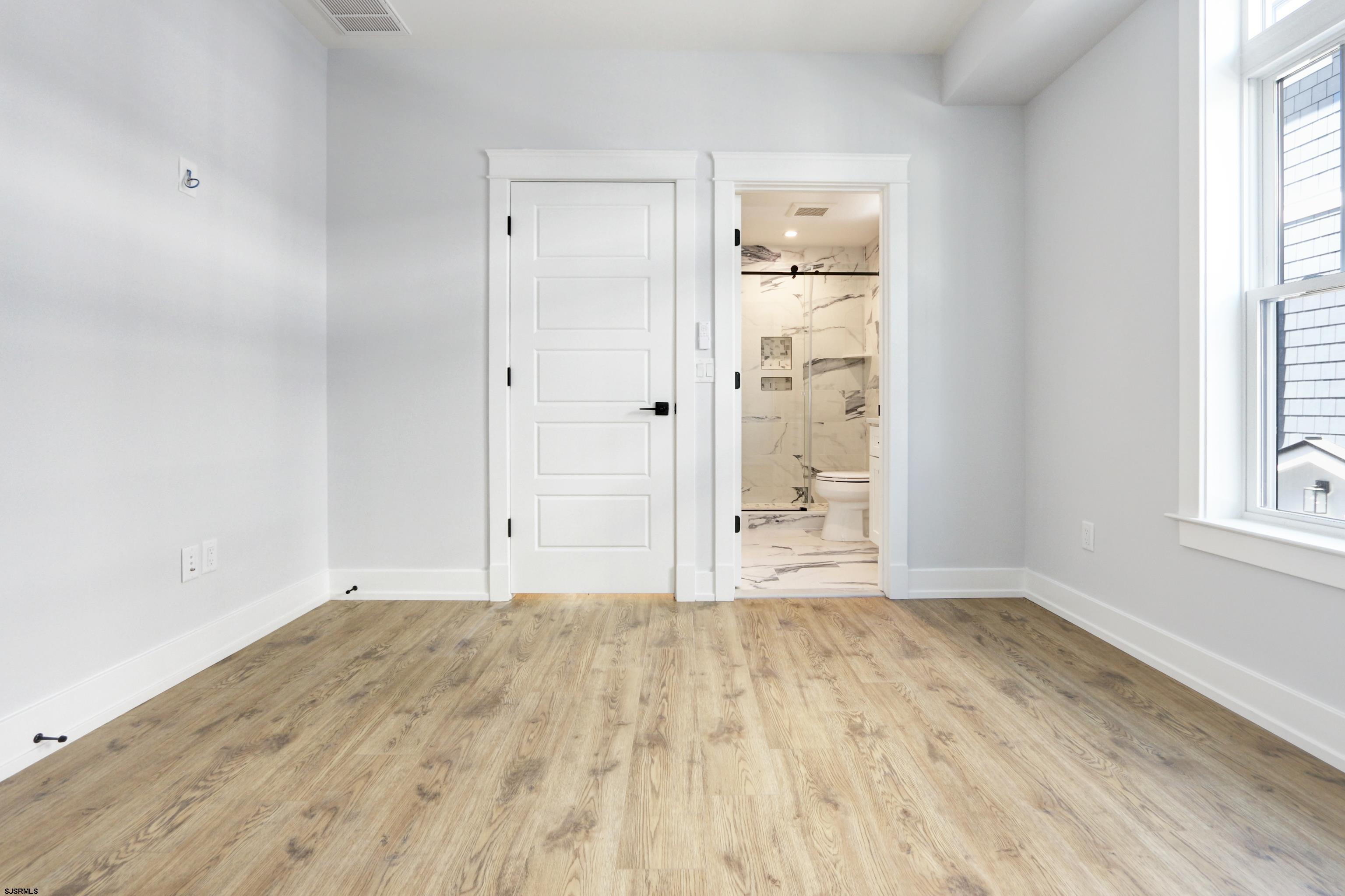 9412 Ventnor Ave Unit: 3