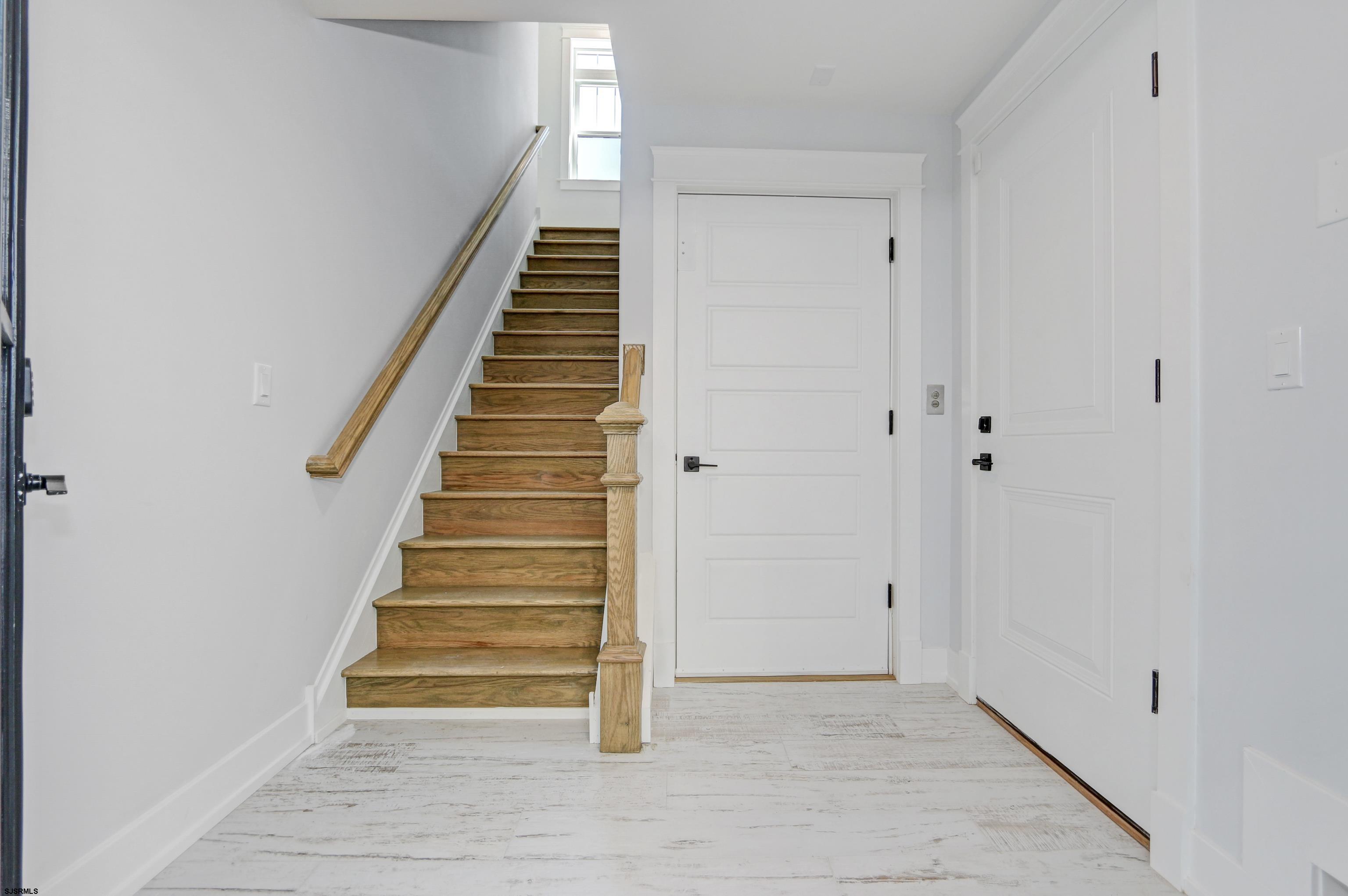 9412 Ventnor Ave Unit: 3
