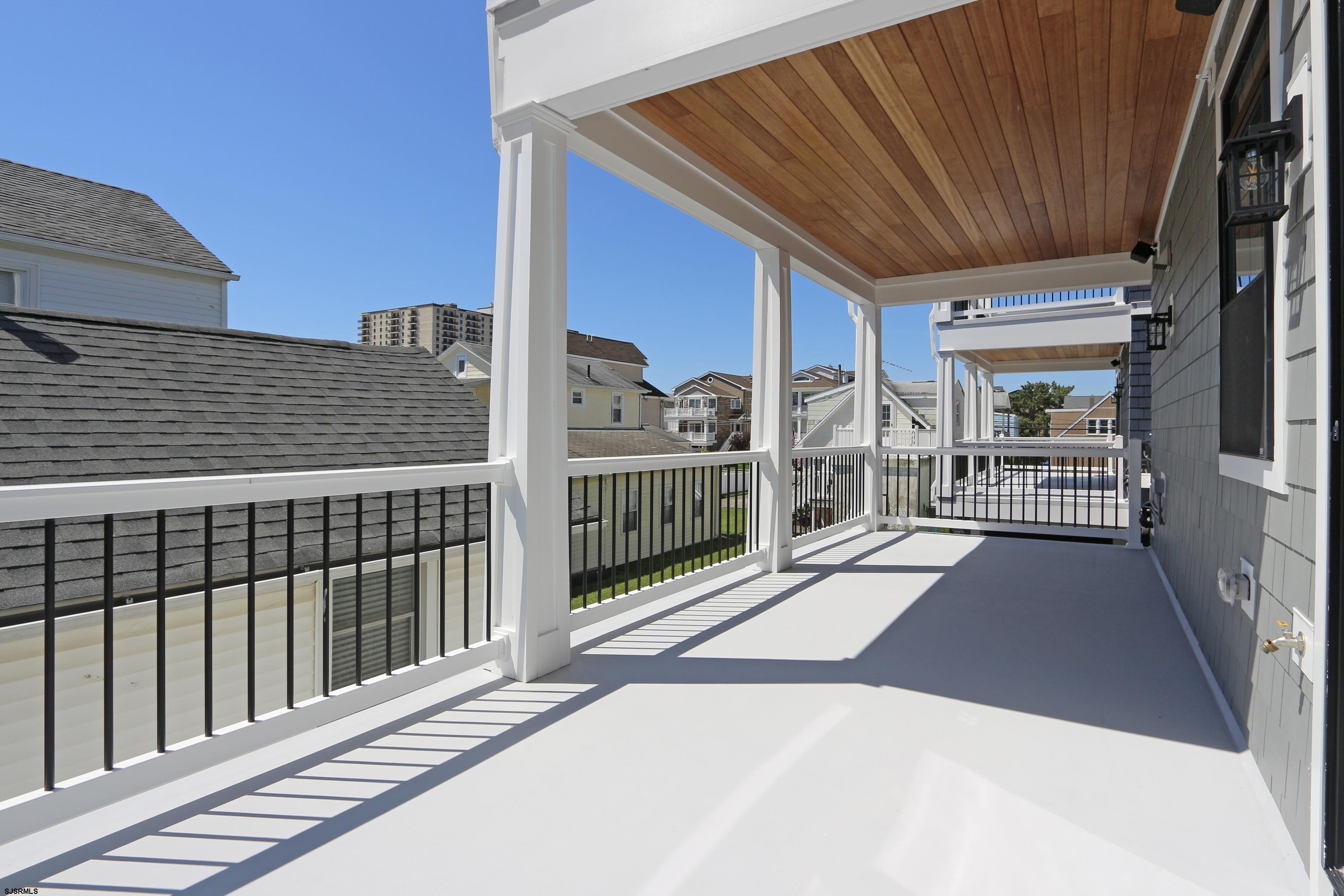 9412 Ventnor Ave Unit: 3