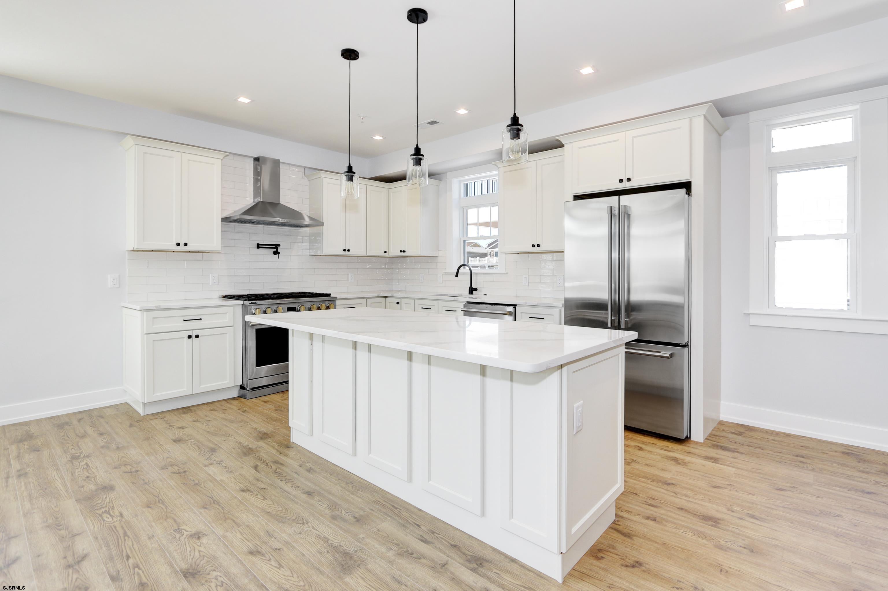 9412 Ventnor Ave Unit: 3