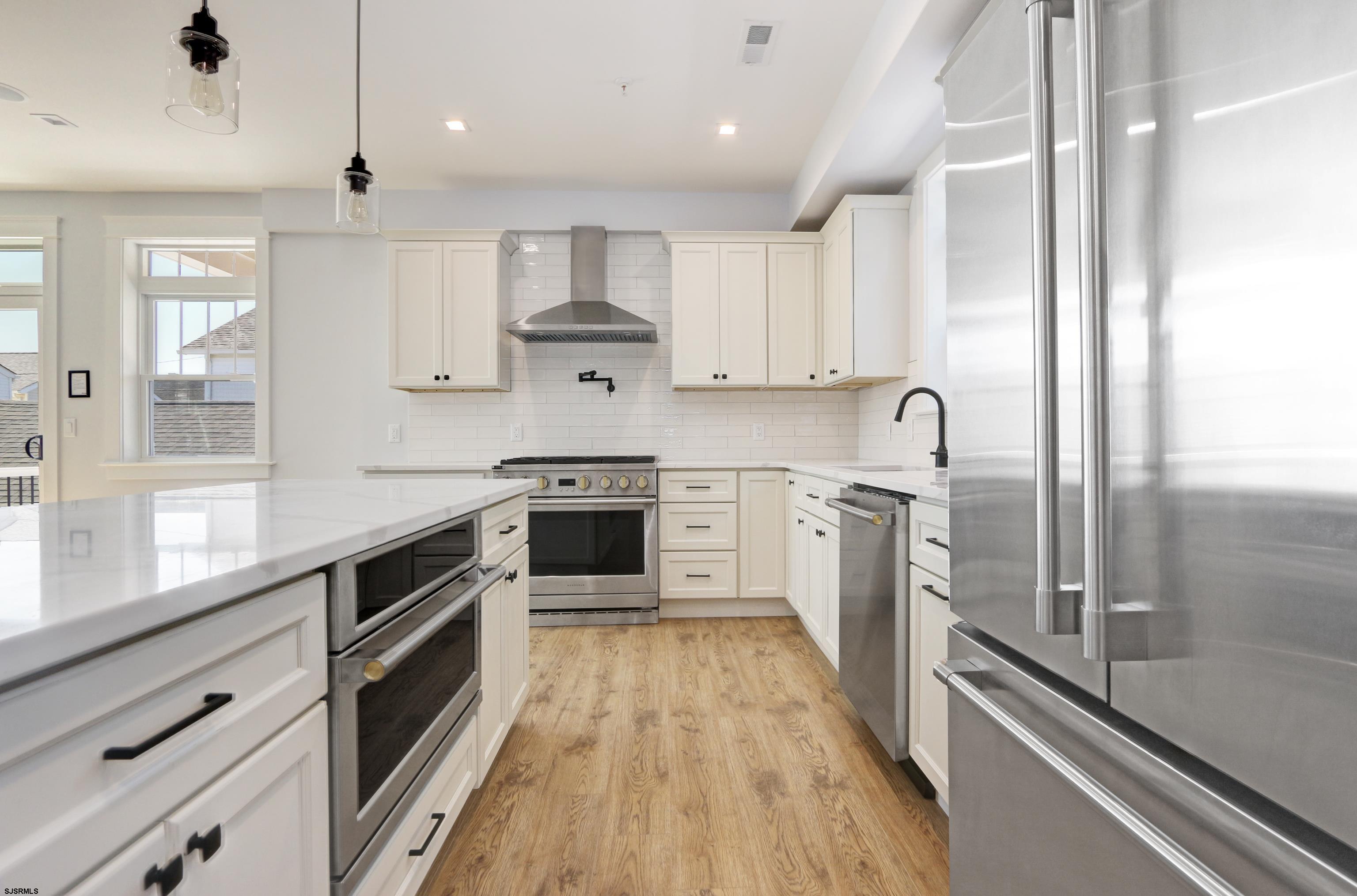 9412 Ventnor Ave Unit: 3