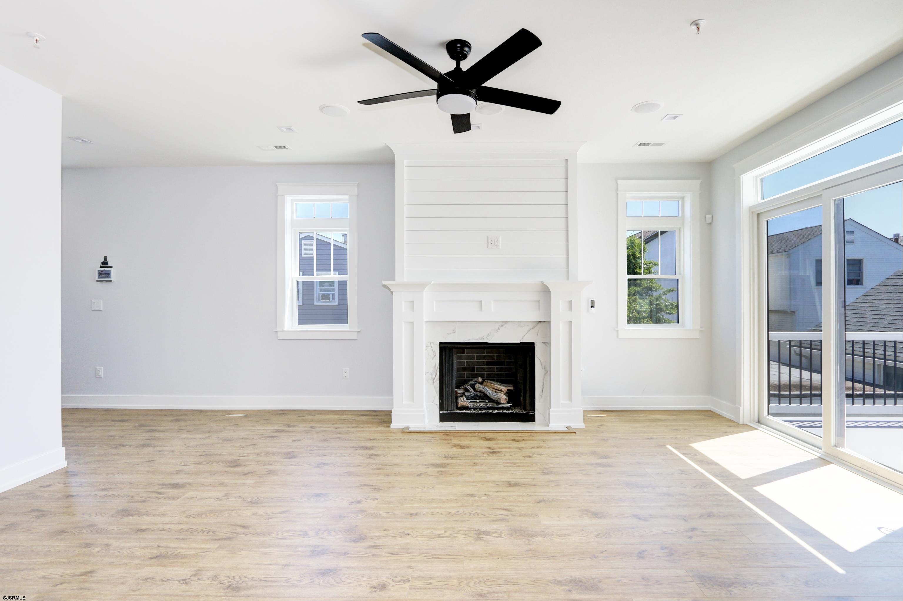 9412 Ventnor Ave Unit: 3