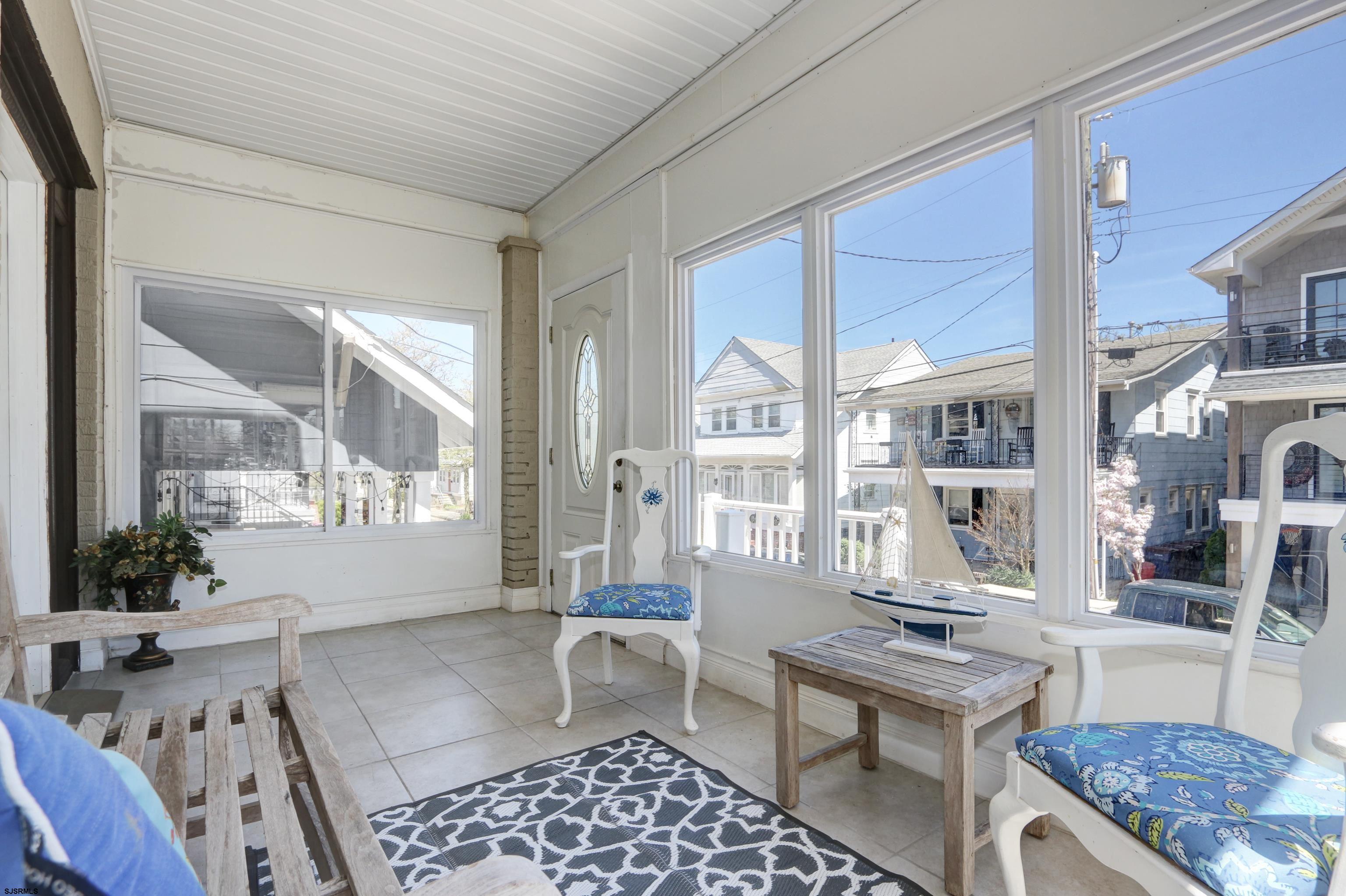 14 N Vassar Sq Square