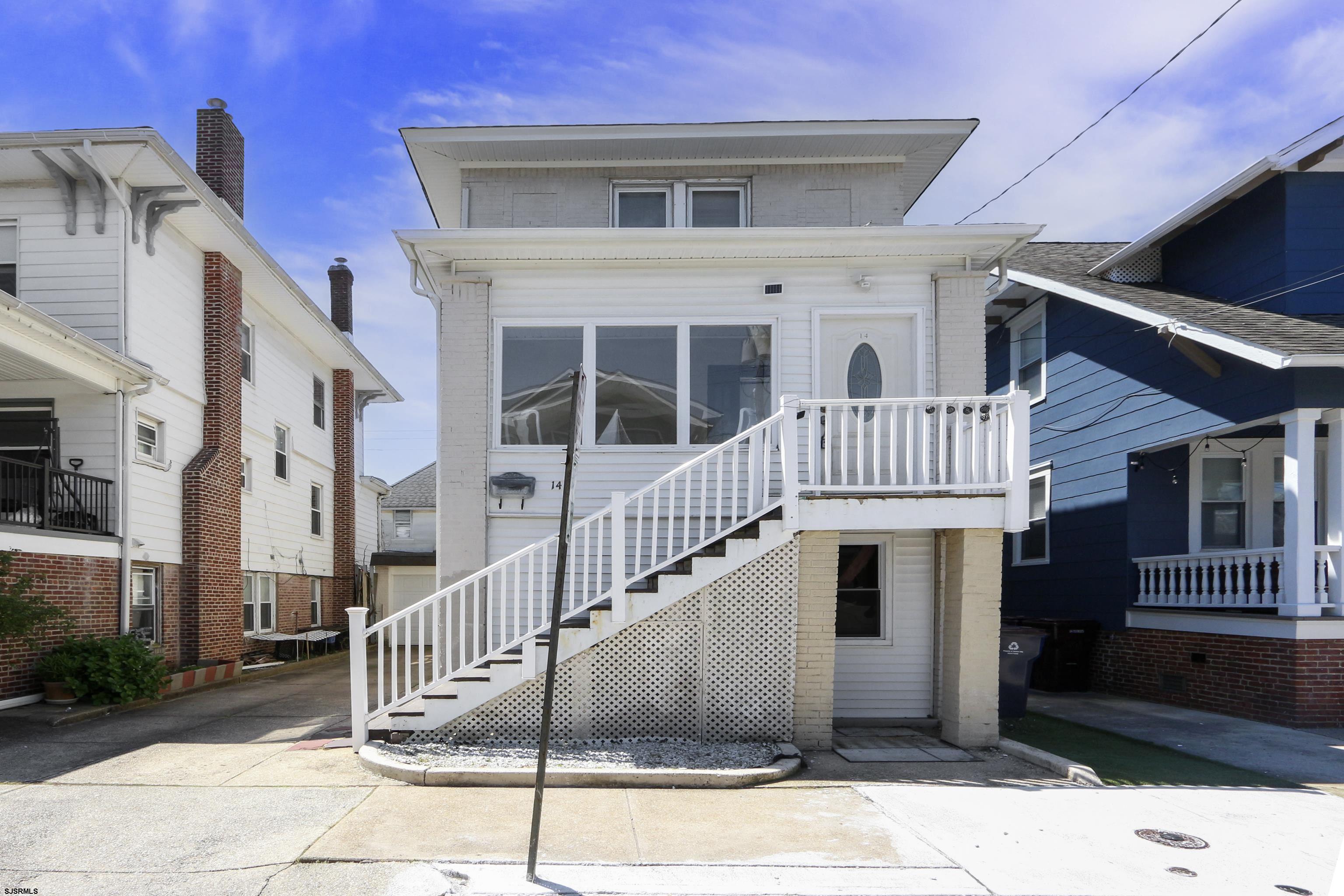 14 N Vassar Sq Square