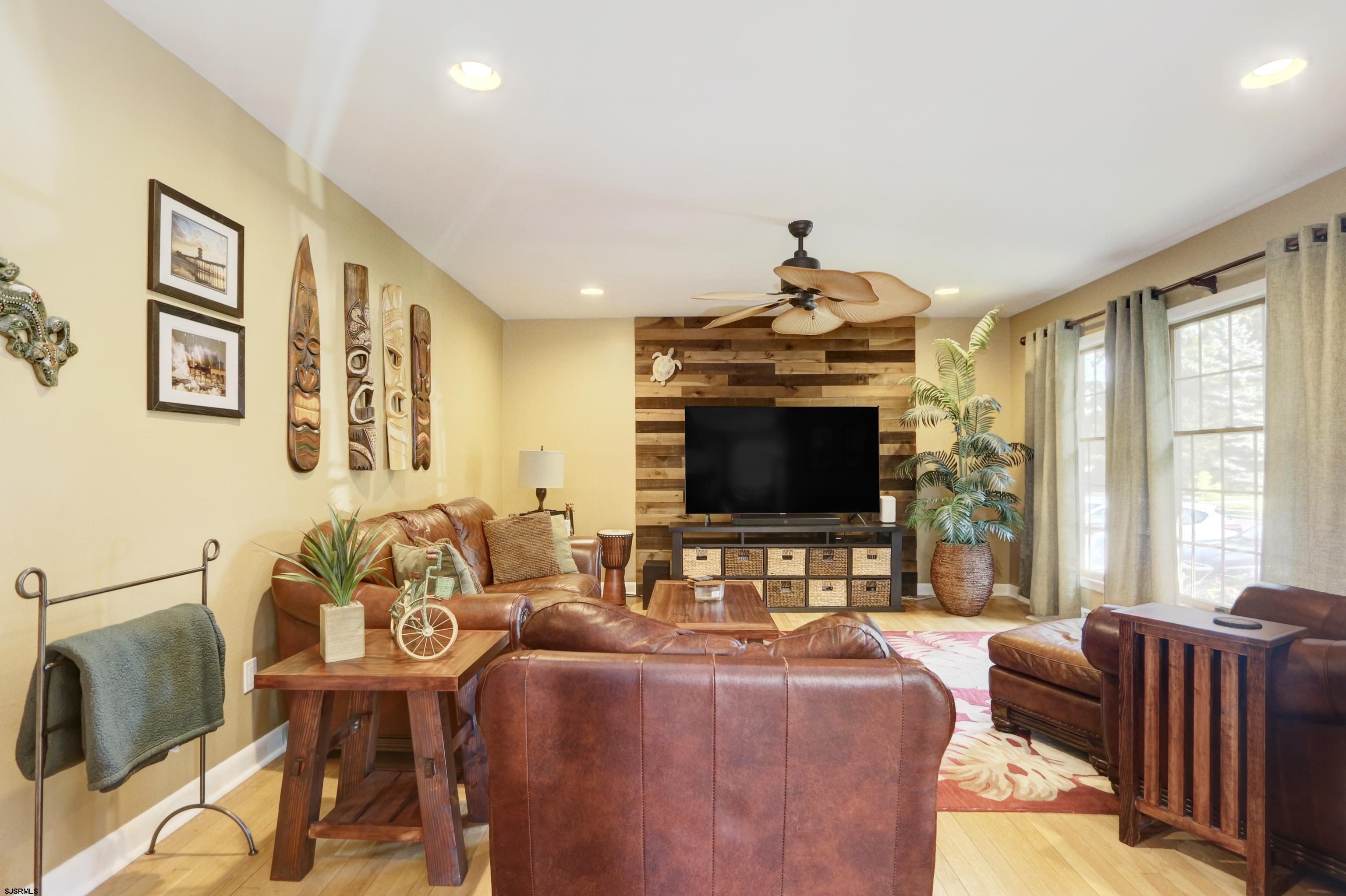 226 Ridgewood Dr Dr