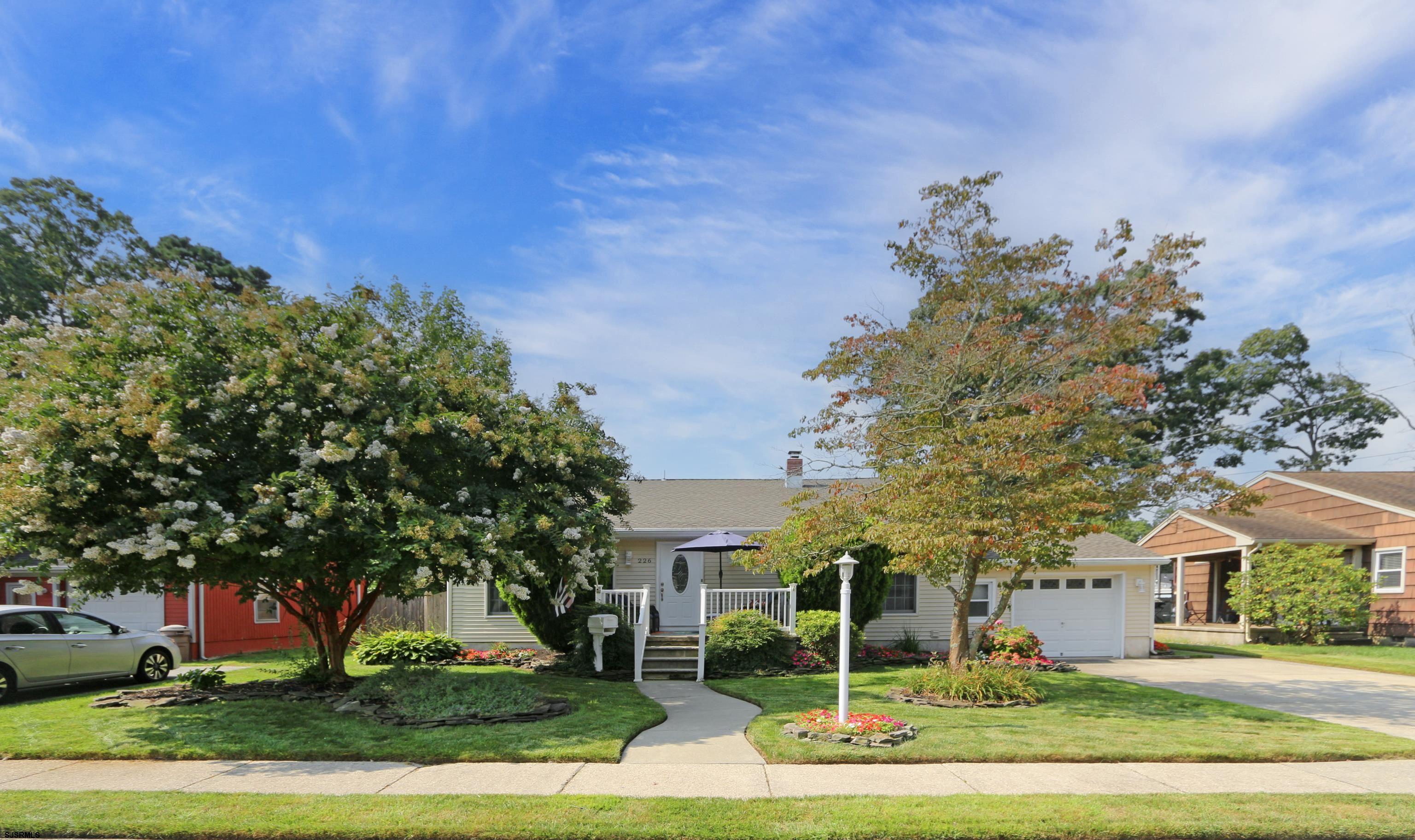 226 Ridgewood Dr Dr