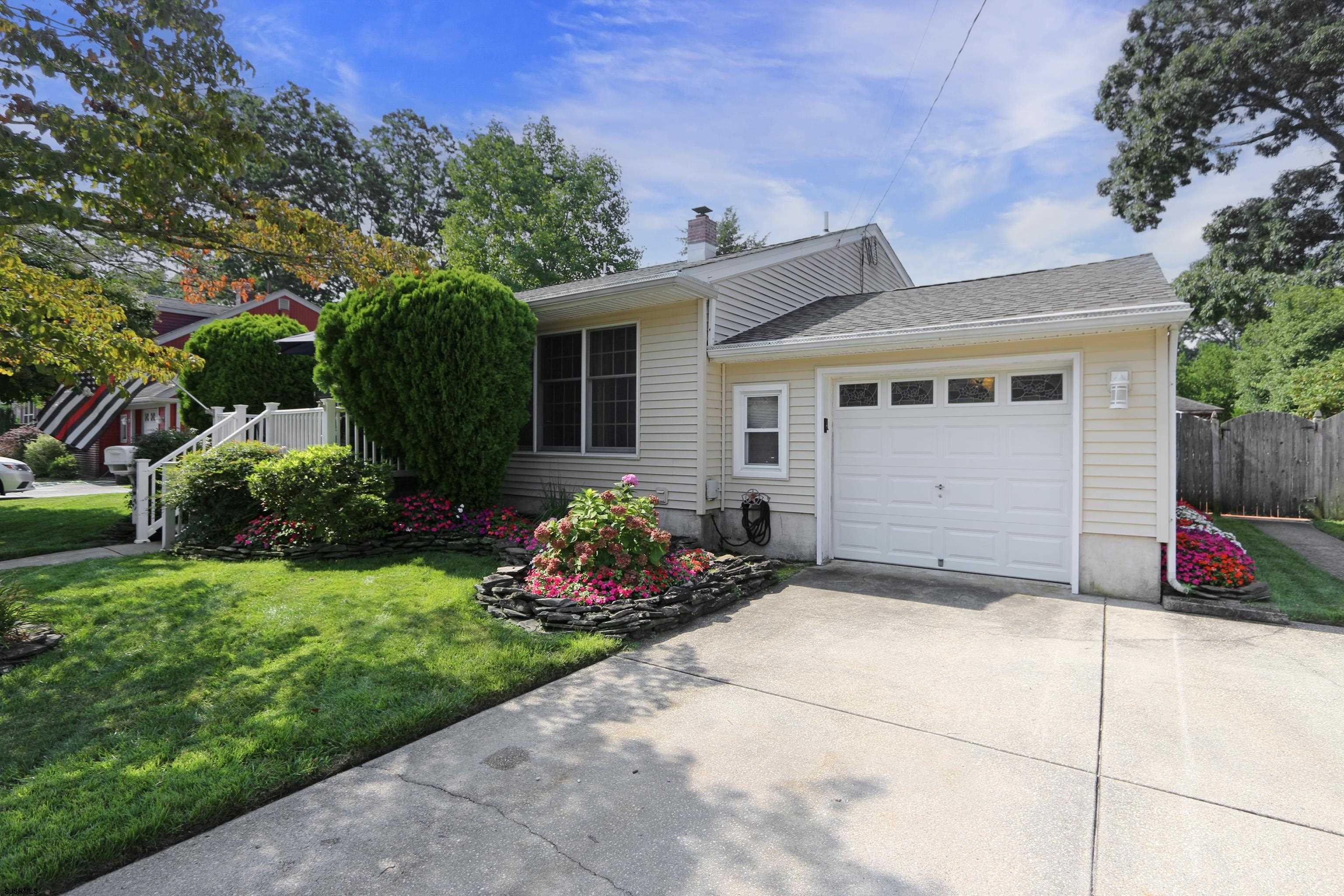 226 Ridgewood Dr Dr