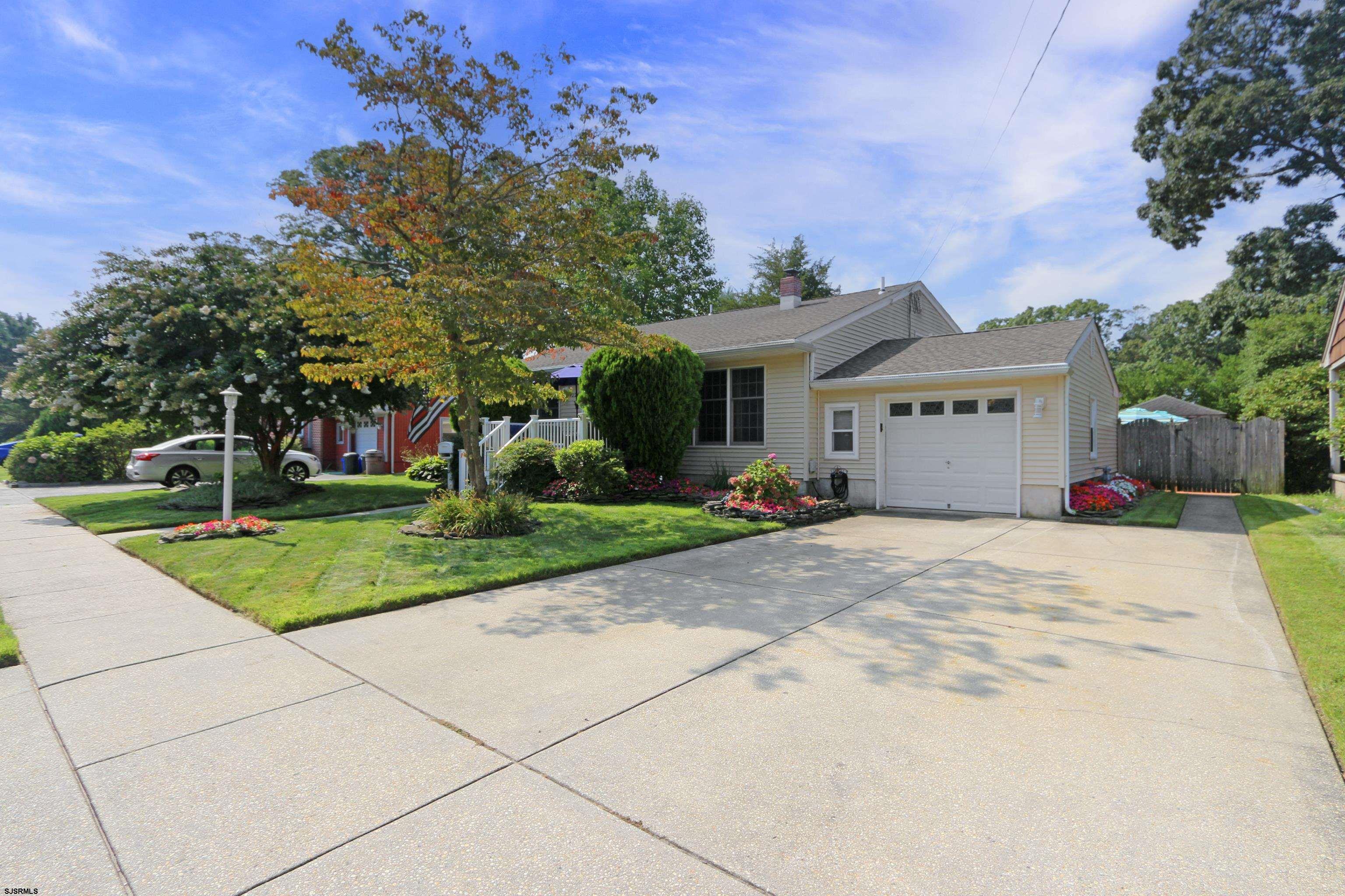 226 Ridgewood Dr Dr