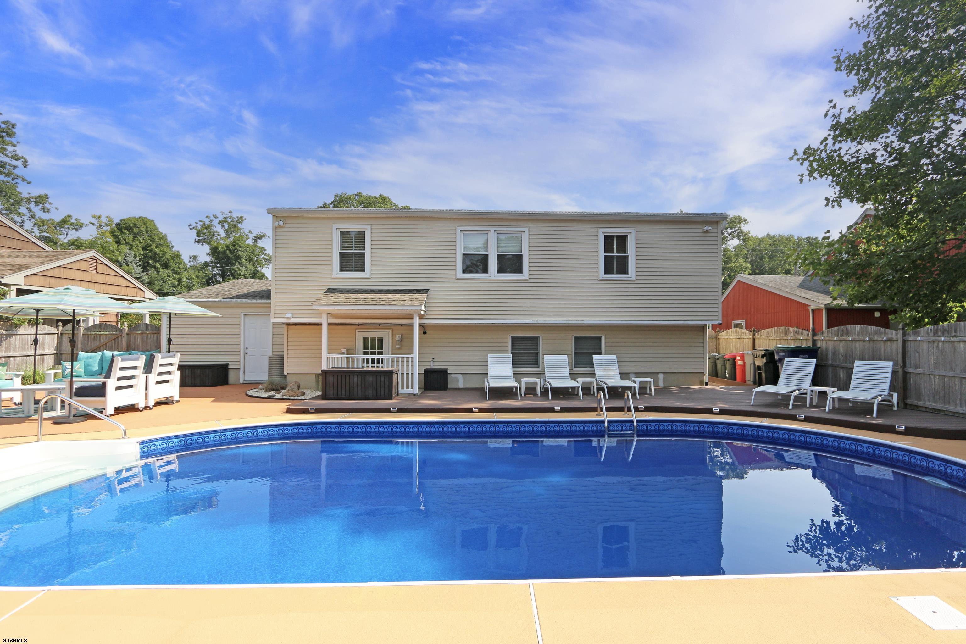 226 Ridgewood Dr Dr