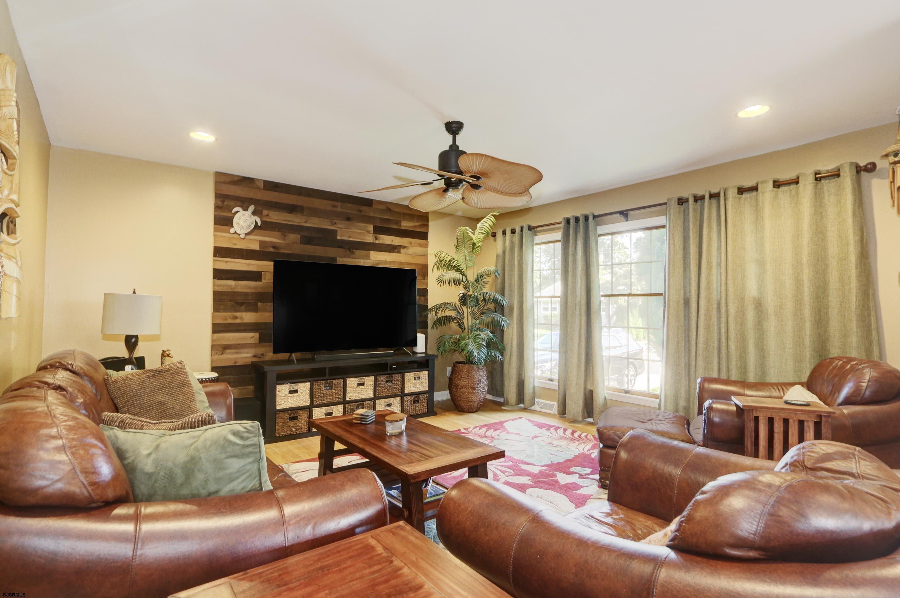 226 Ridgewood Dr Dr