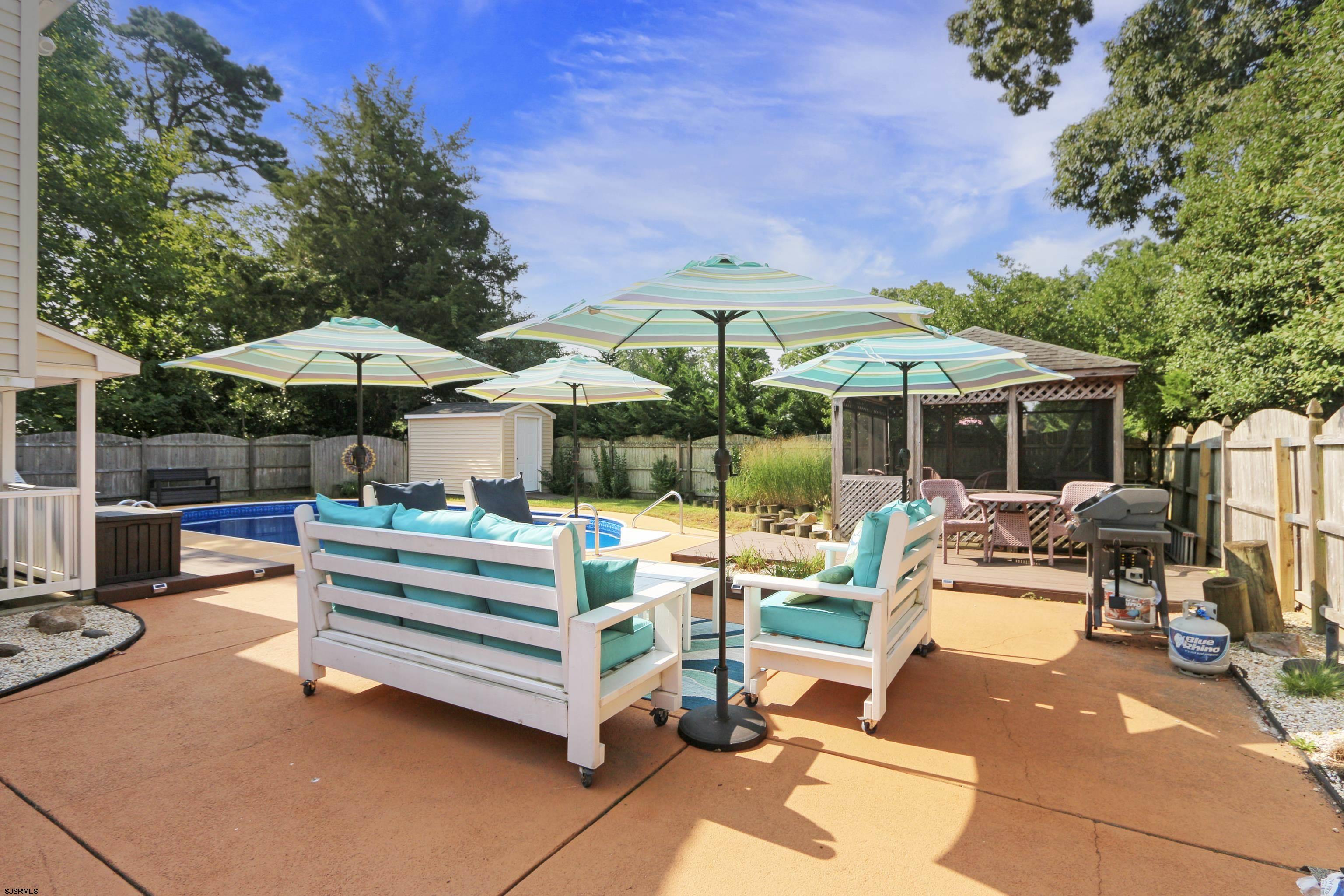 226 Ridgewood Dr Dr