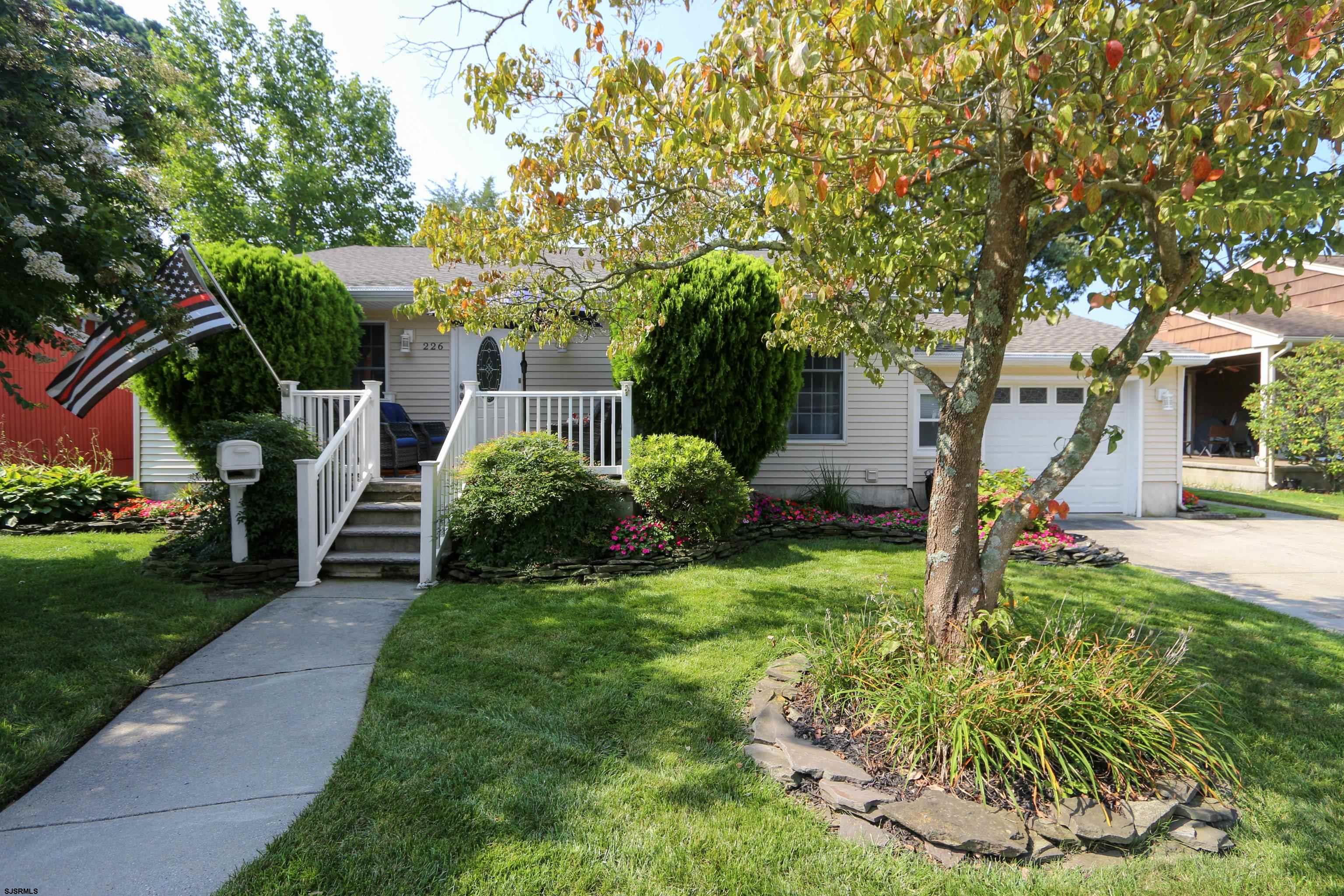 226 Ridgewood Dr Dr