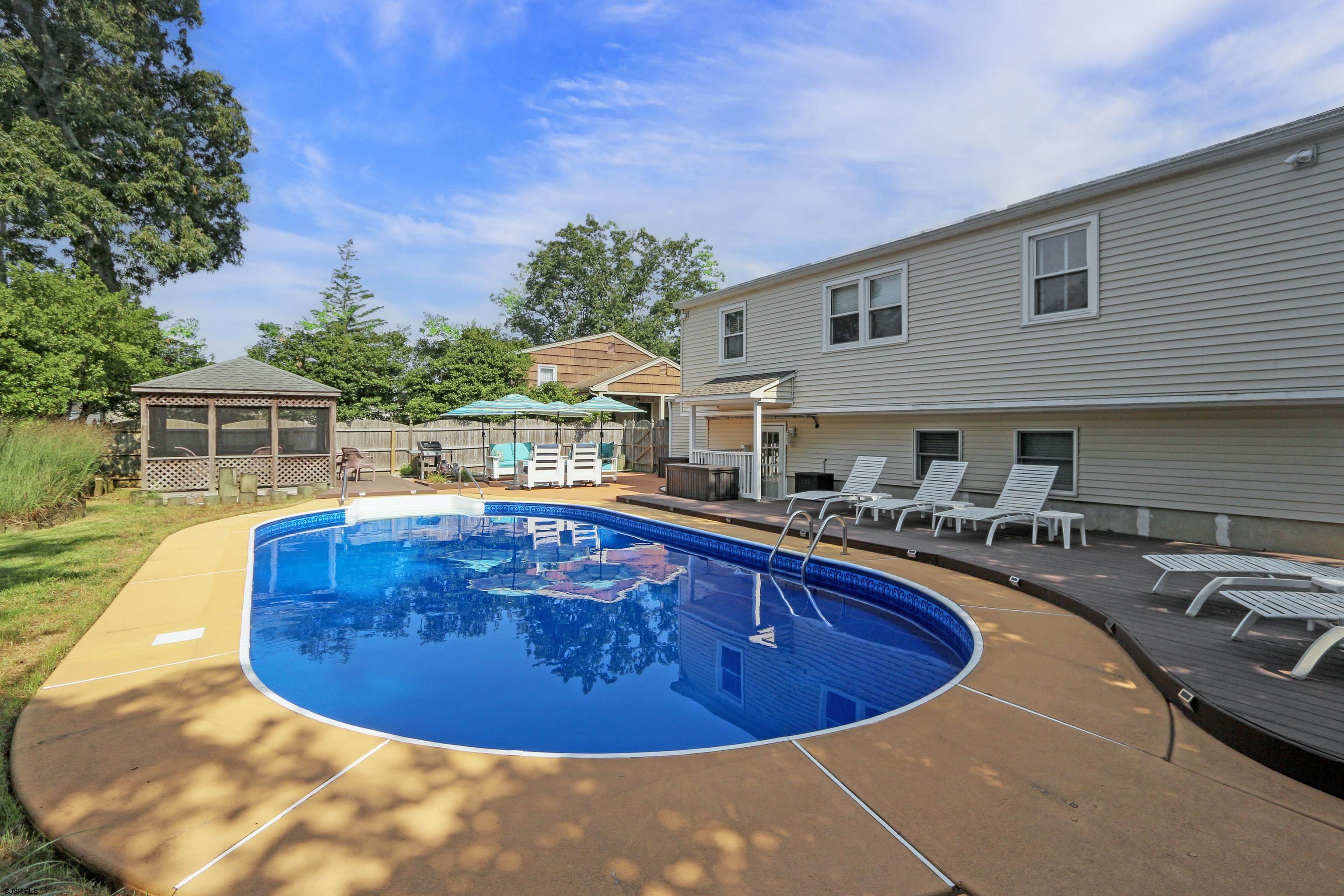 226 Ridgewood Dr Dr
