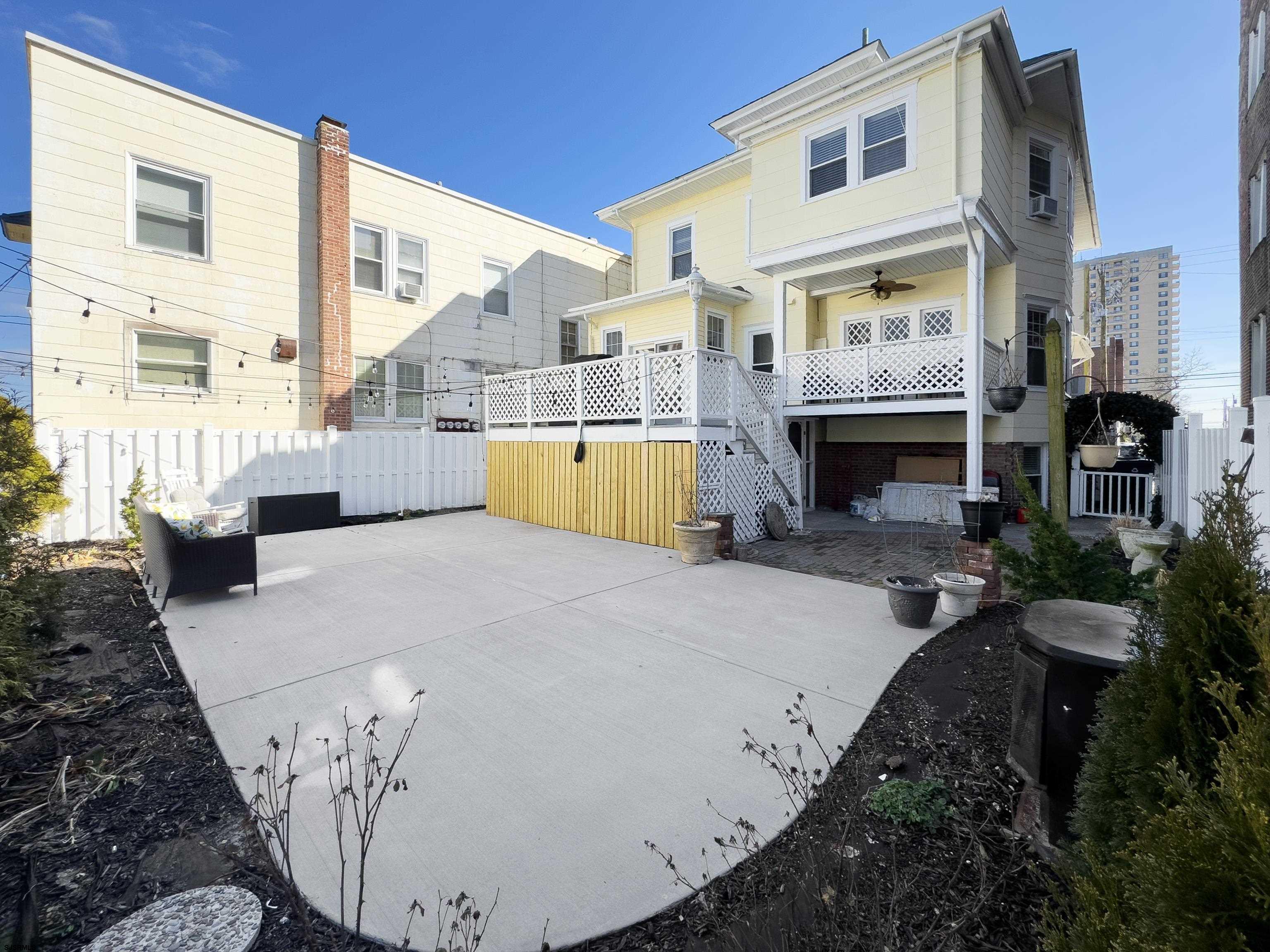 5003 Ave