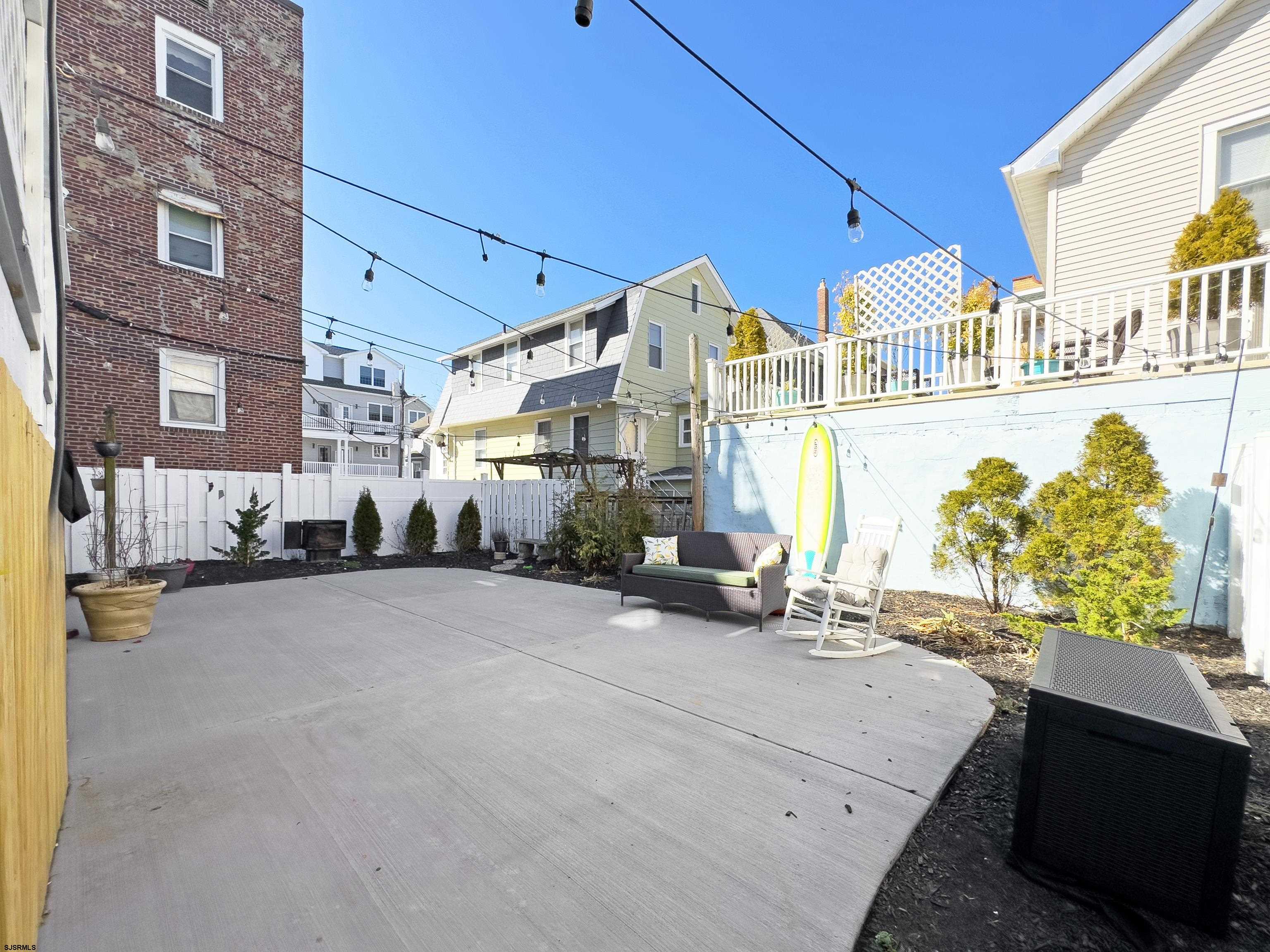 5003 Ave