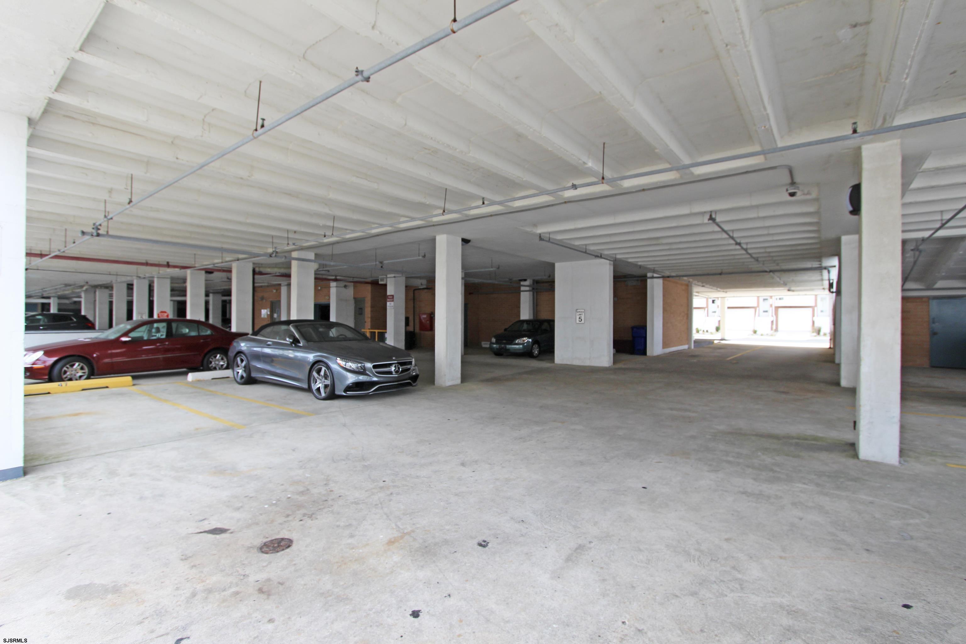 5200 Boardwalk Unit: 12F