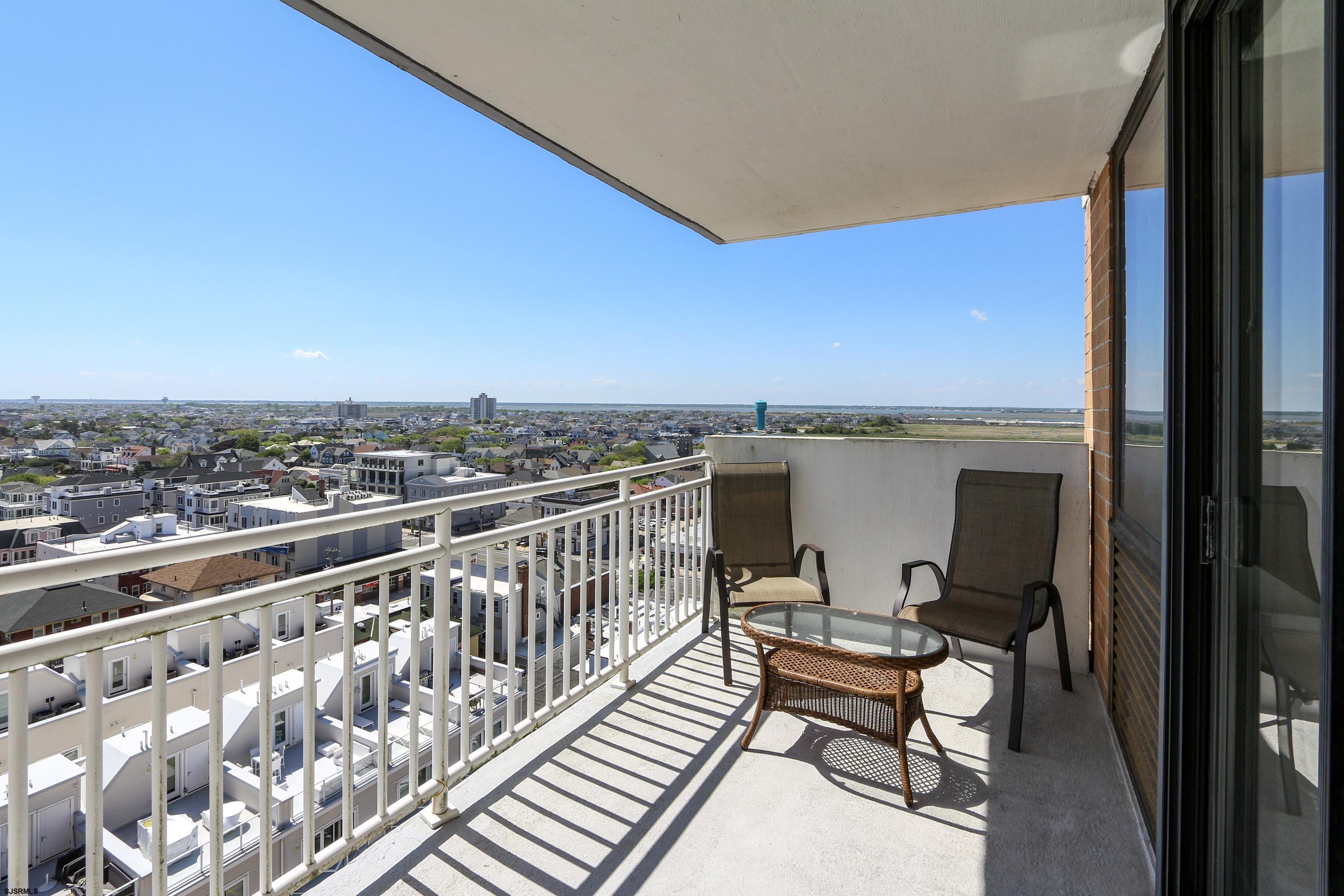 5200 Boardwalk Unit: 12F