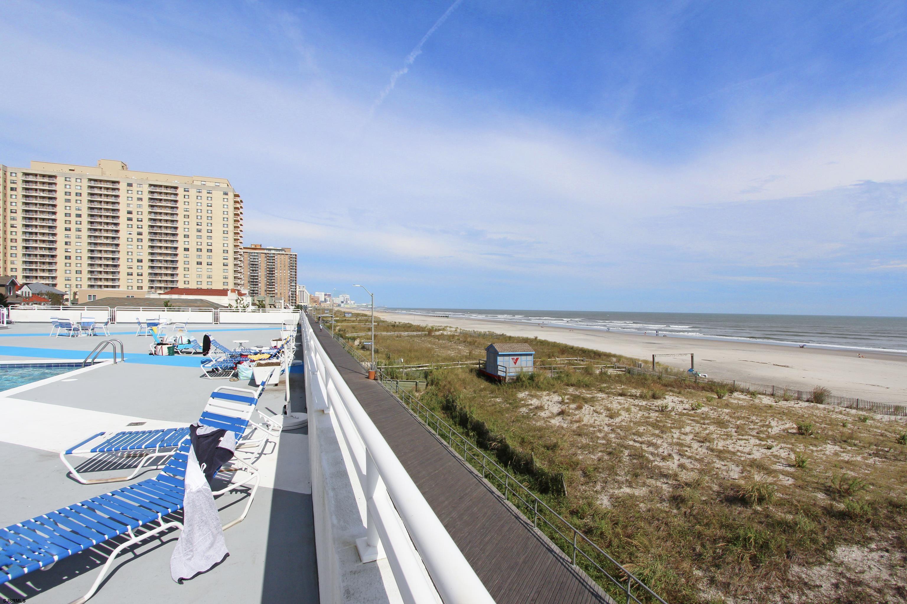 5200 Boardwalk Unit: 12F