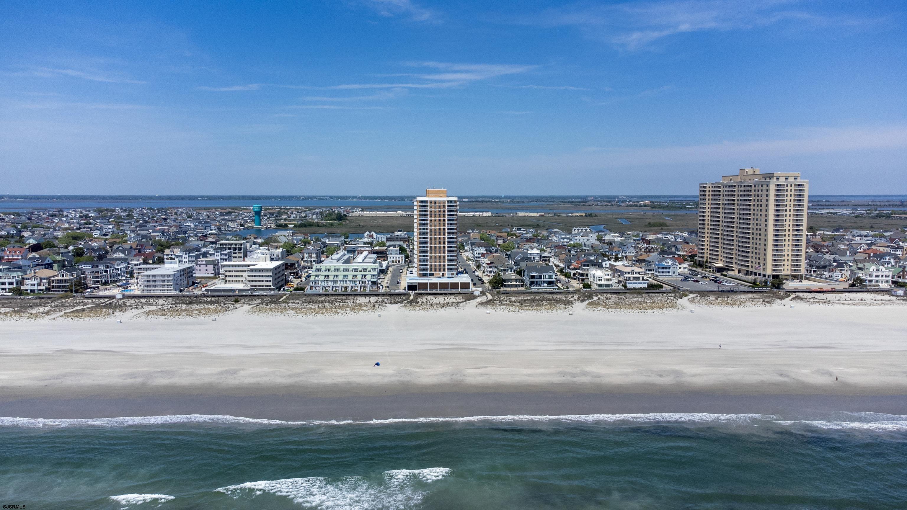 5200 Boardwalk Unit: 12F