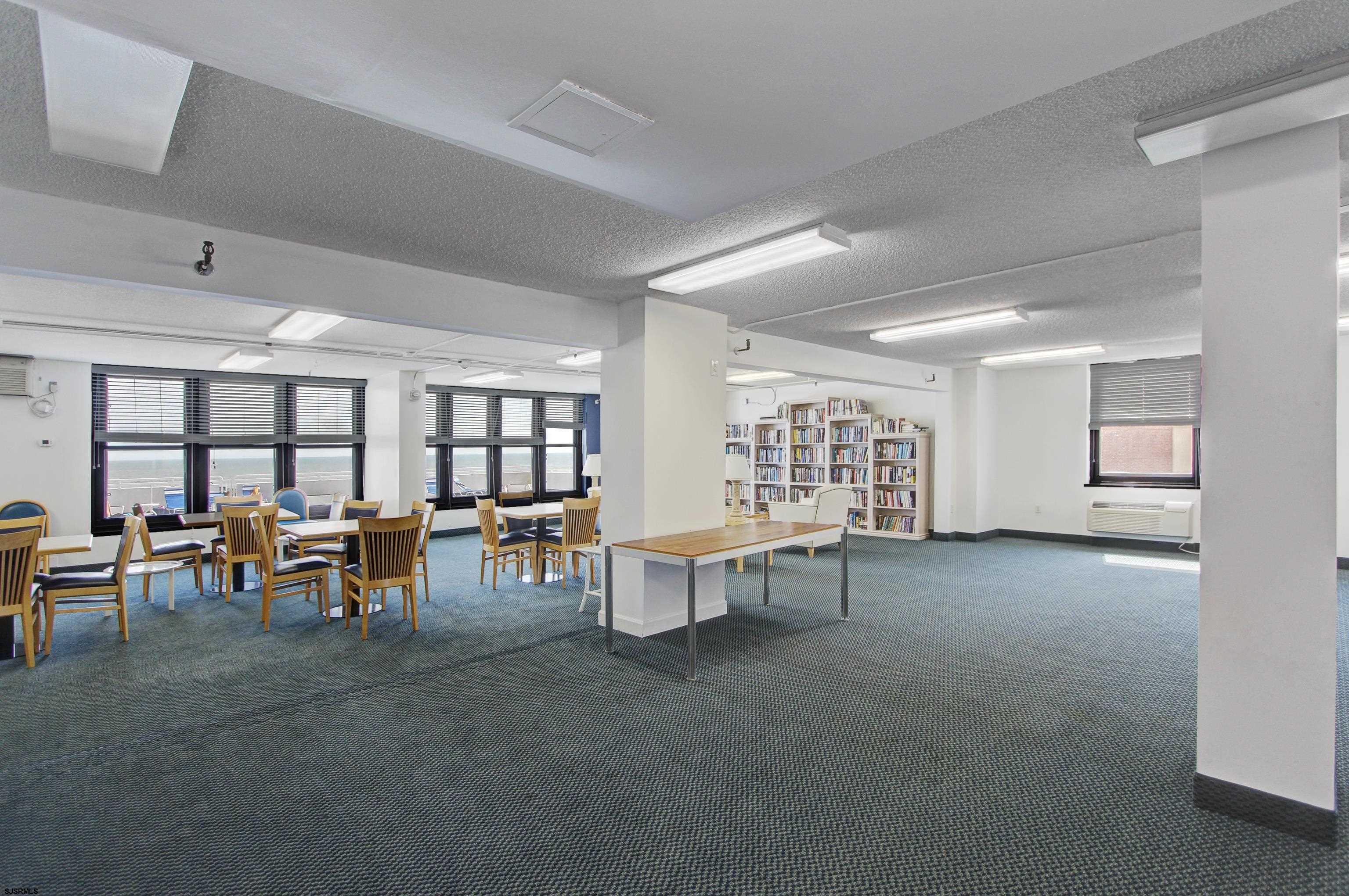 5200 Boardwalk Unit: 12F