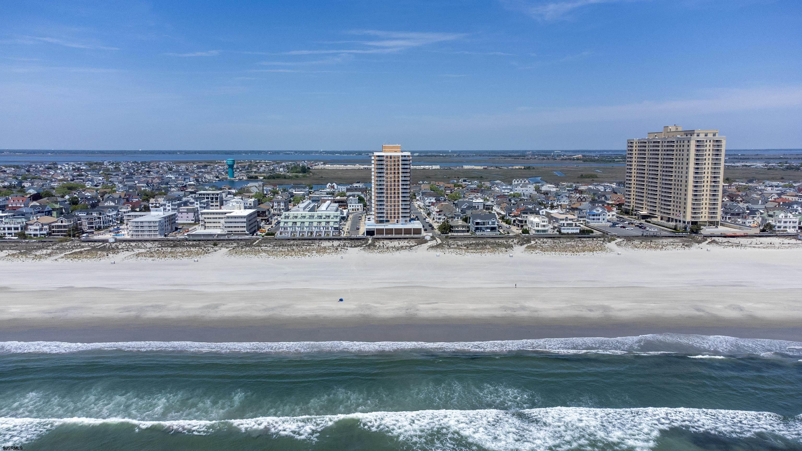 5200 Boardwalk Unit: 12F