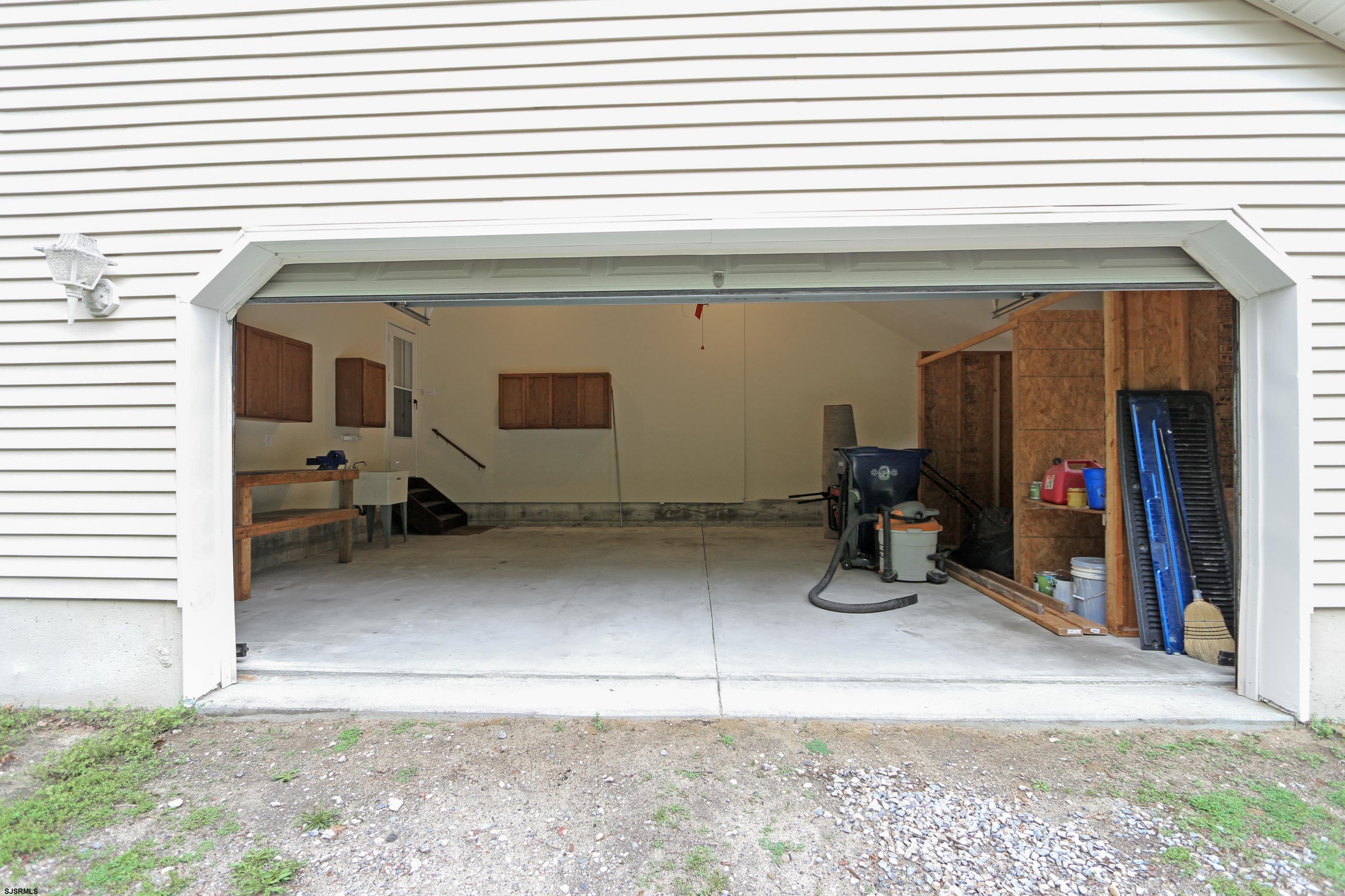 2511 Long Ave