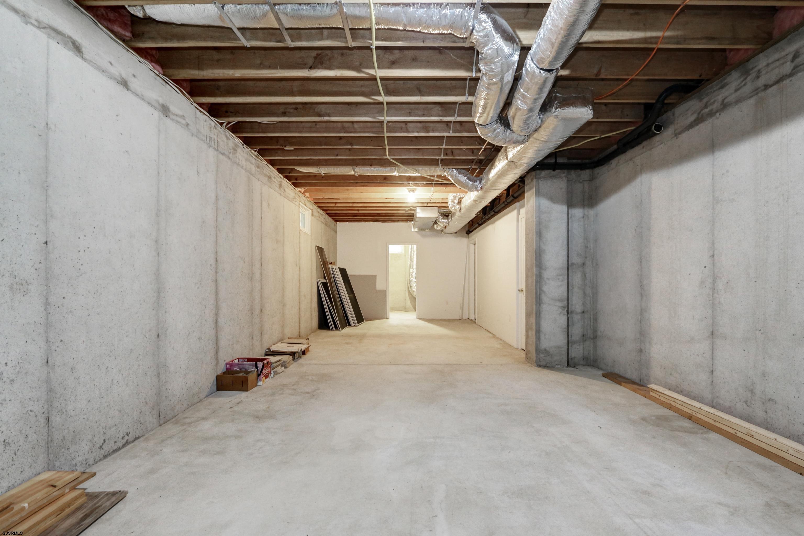 2511 Long Ave