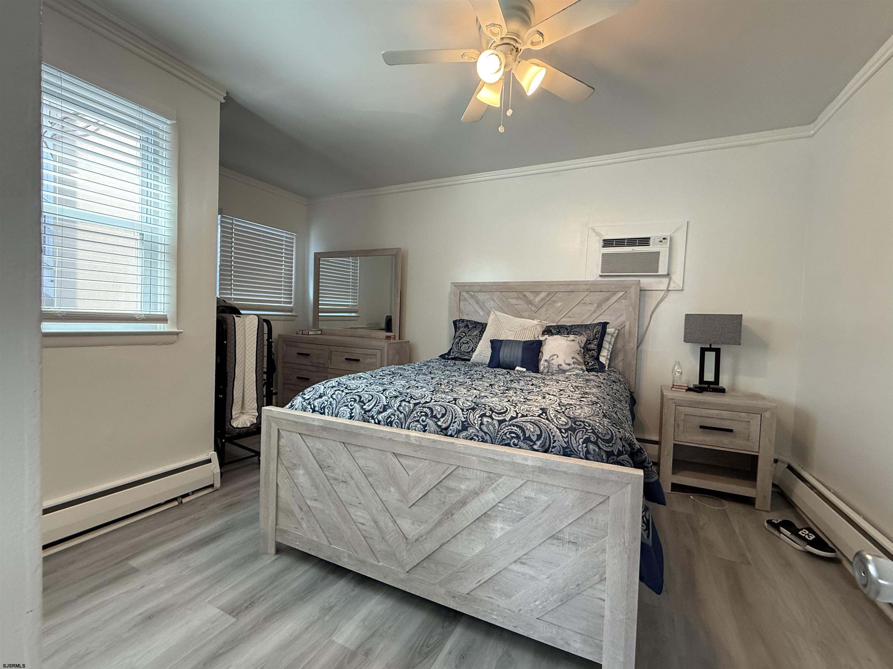 9500 Amherst Ave Unit: 5 AKA 6B