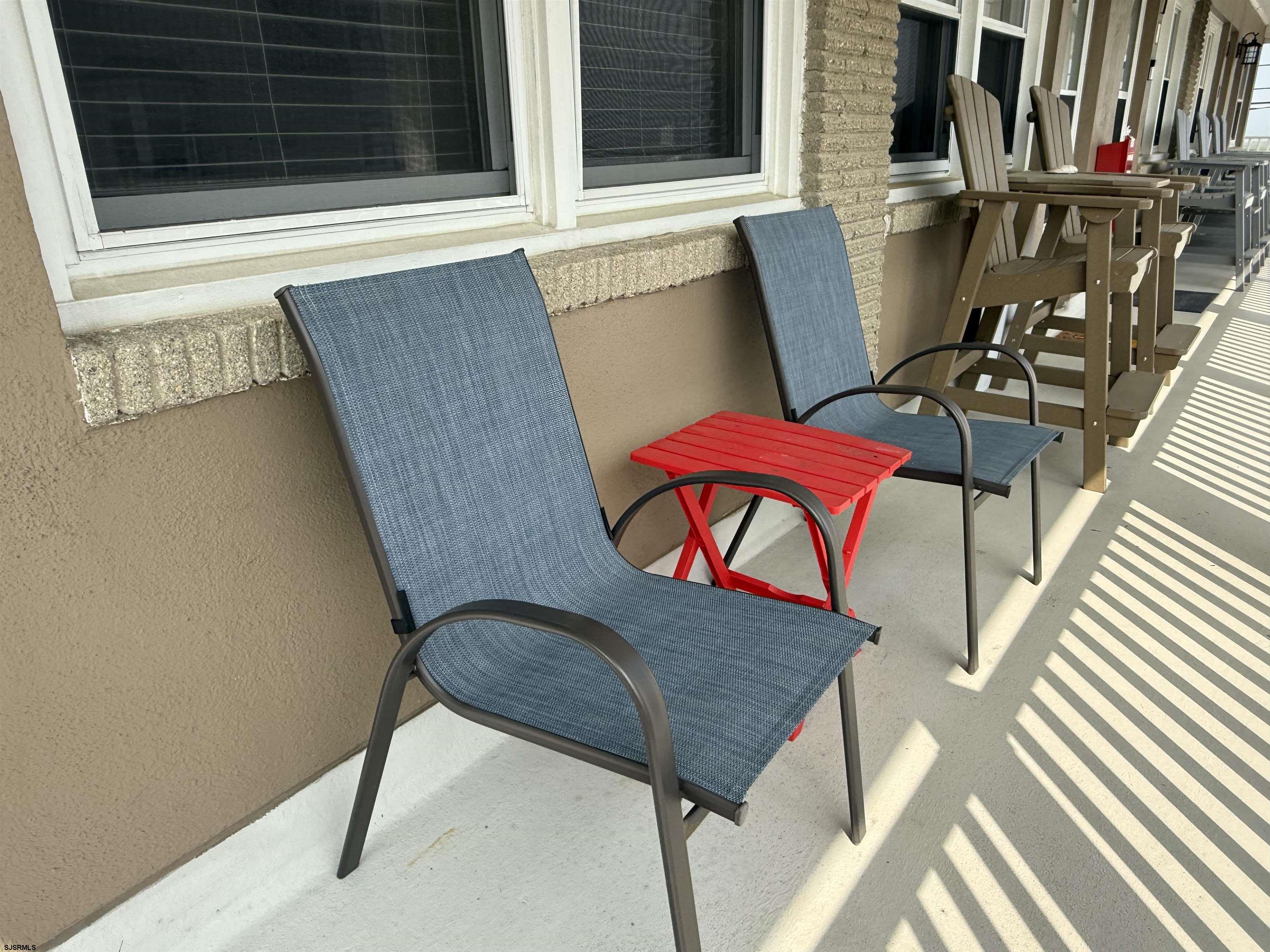 9500 Amherst Ave Unit: 5 AKA 6B