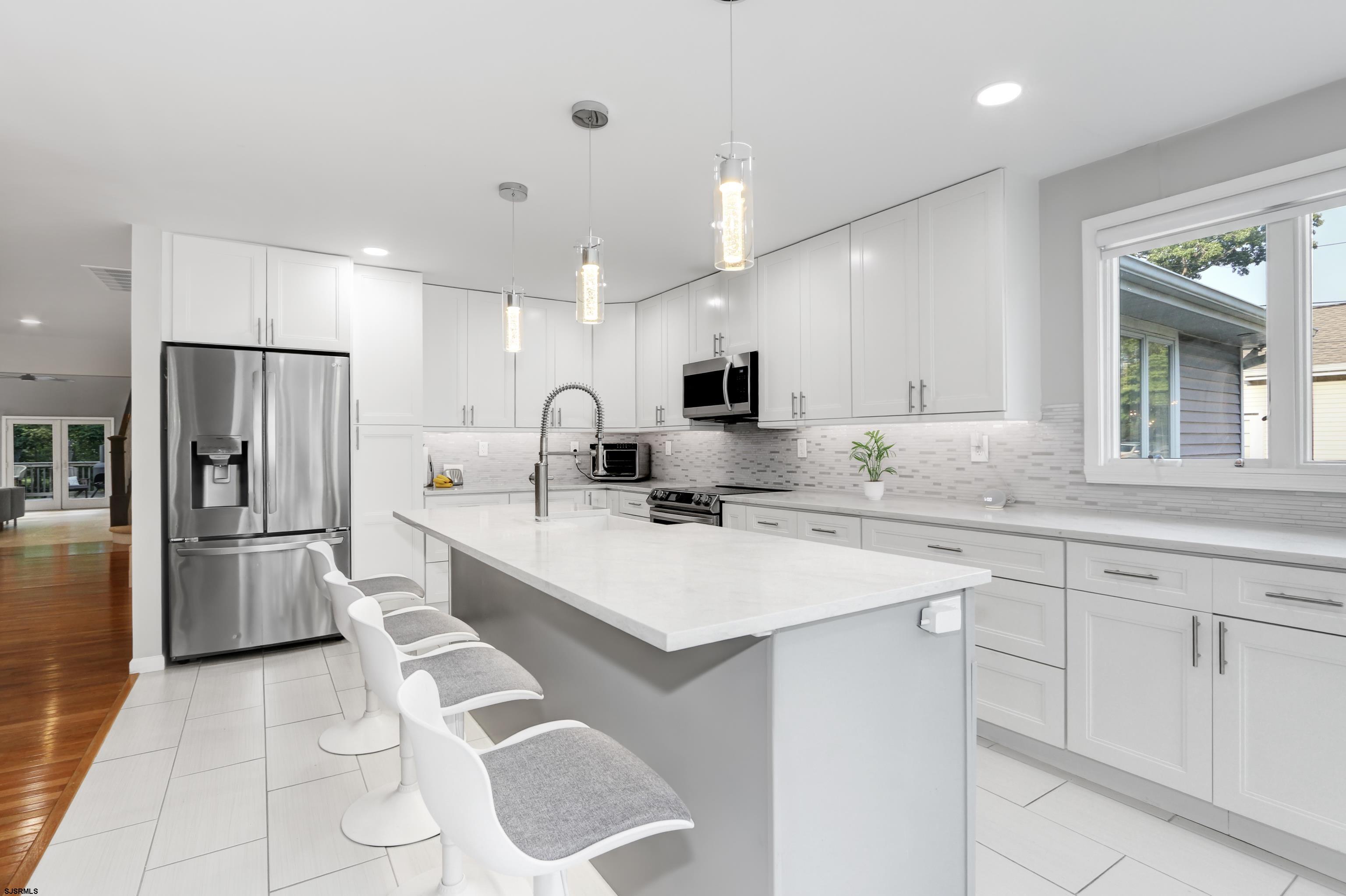 106 Hillside Ave