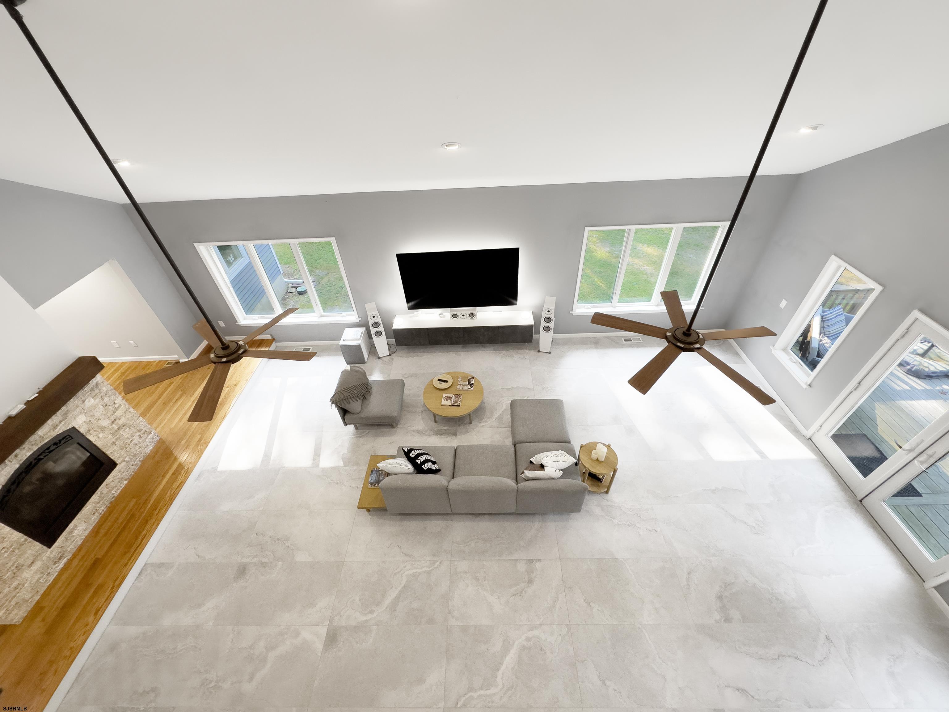 106 Hillside Ave
