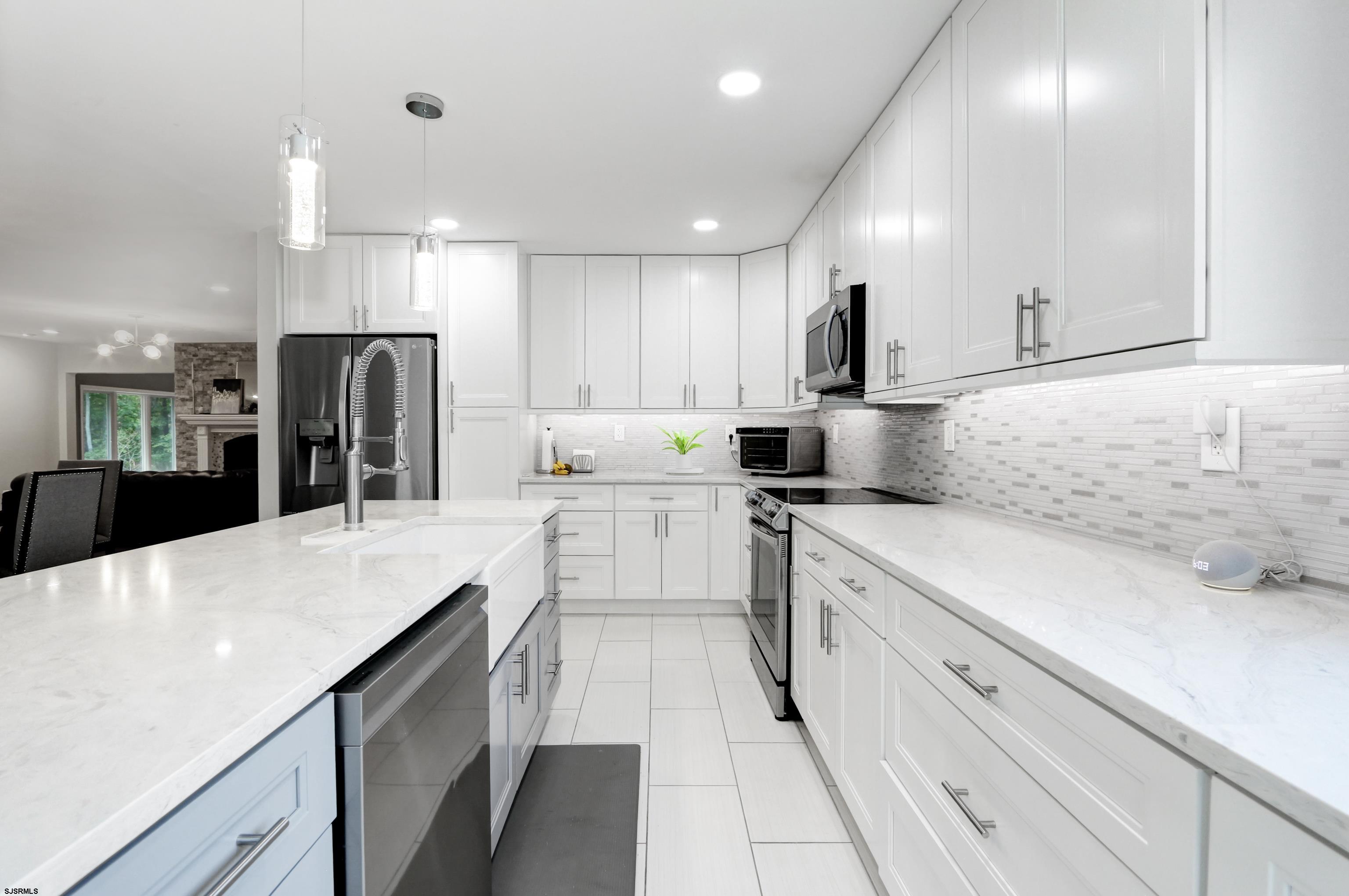106 Hillside Ave