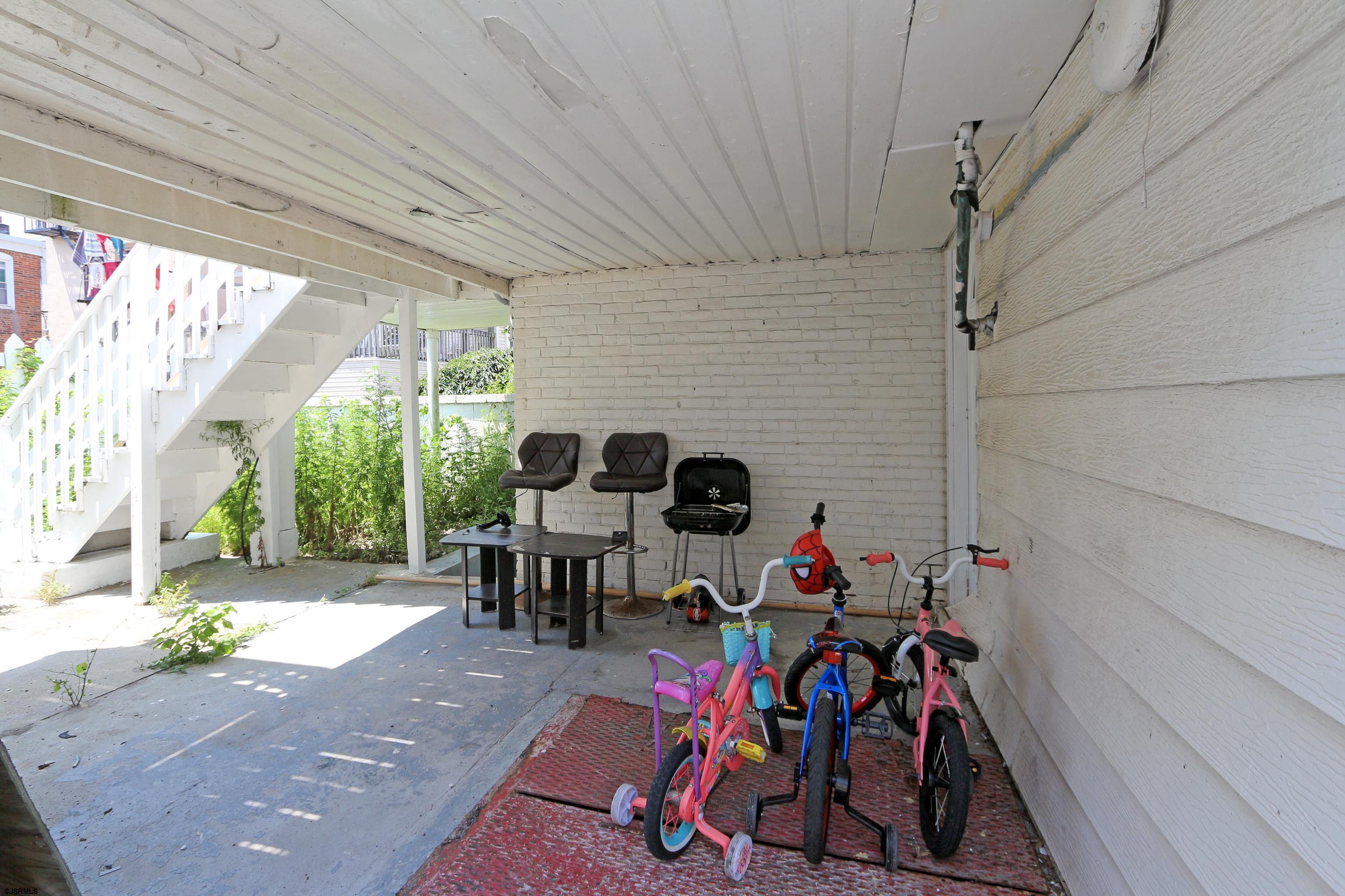 36 N Florida Ave